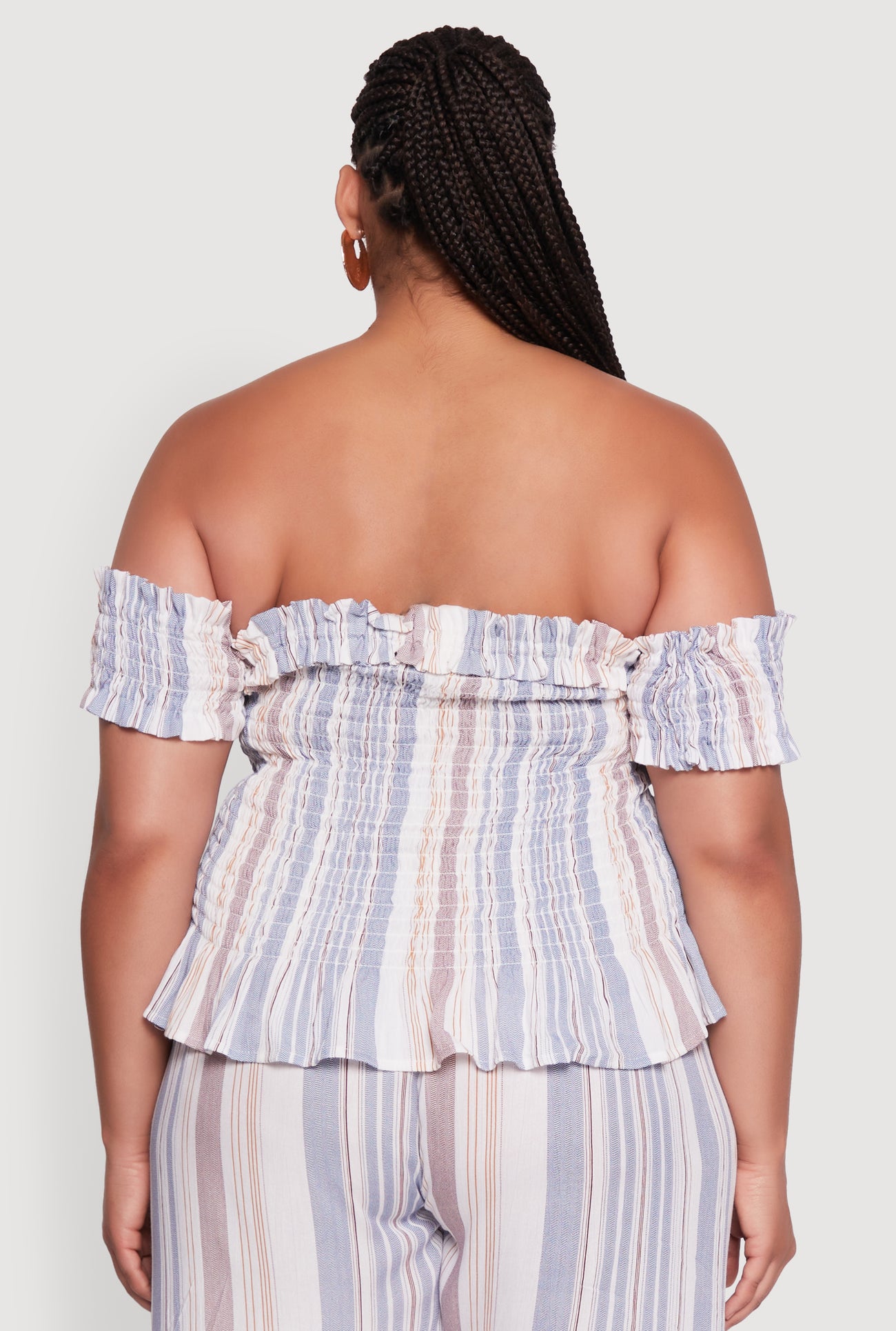 0393038346802010_006