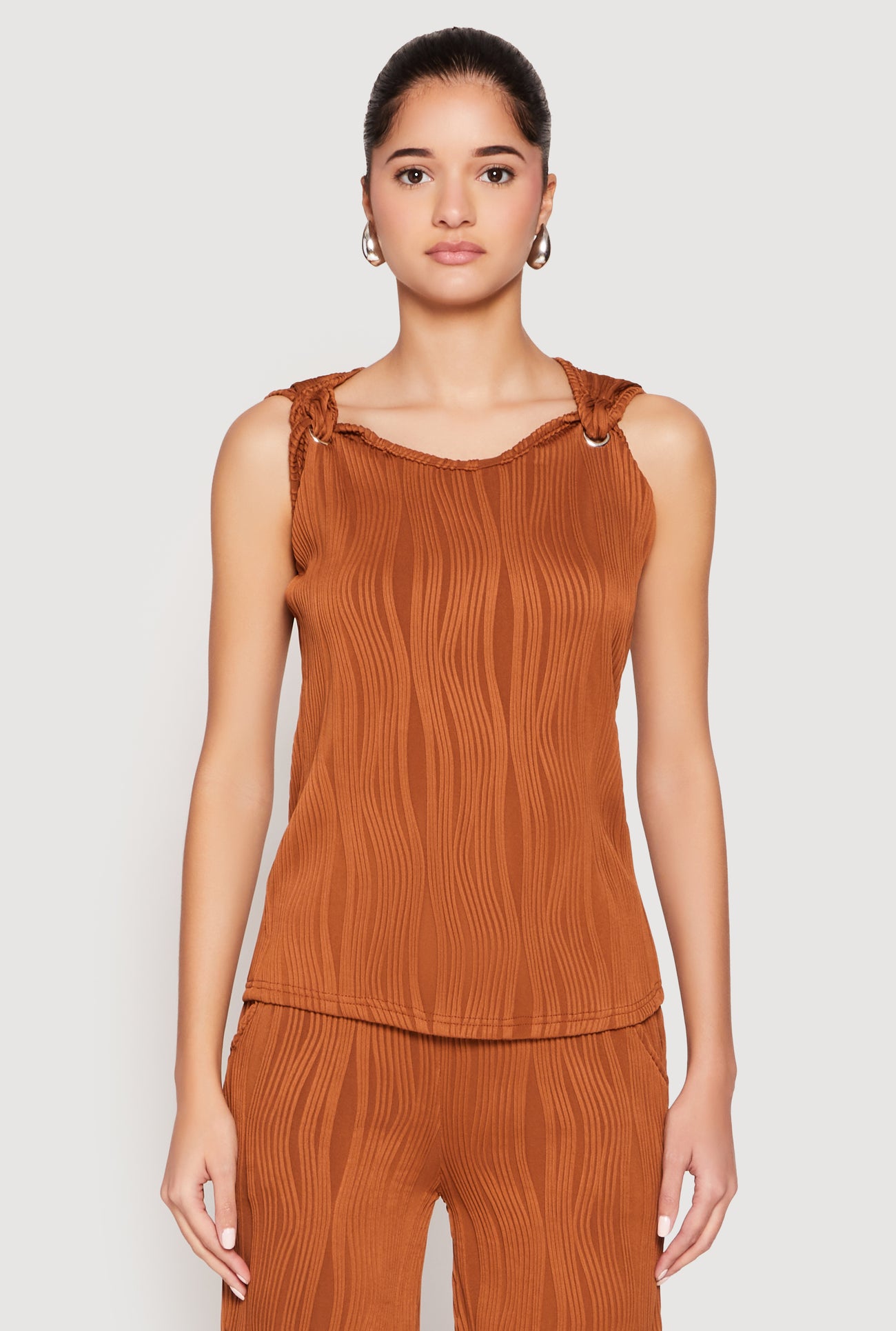 1044056721545020_001