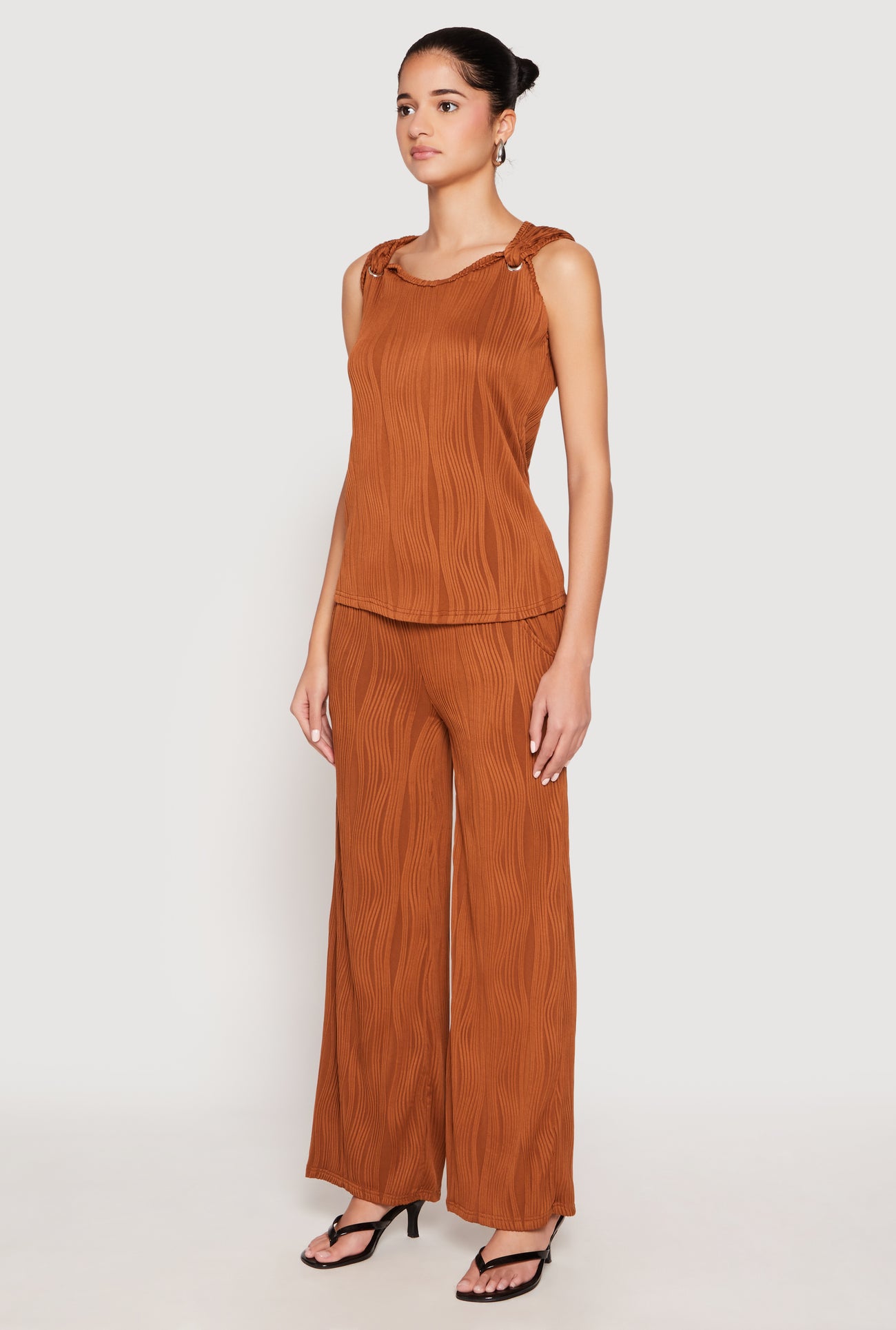 1044056721545020_003