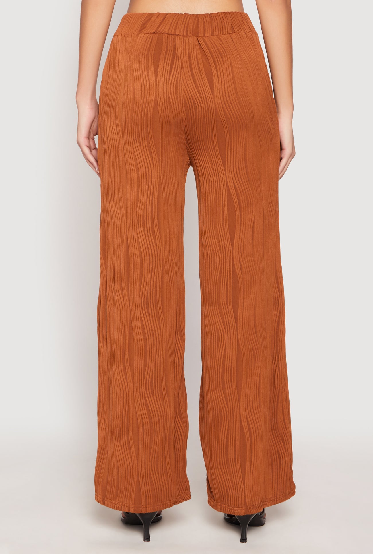 1044056721546020_003