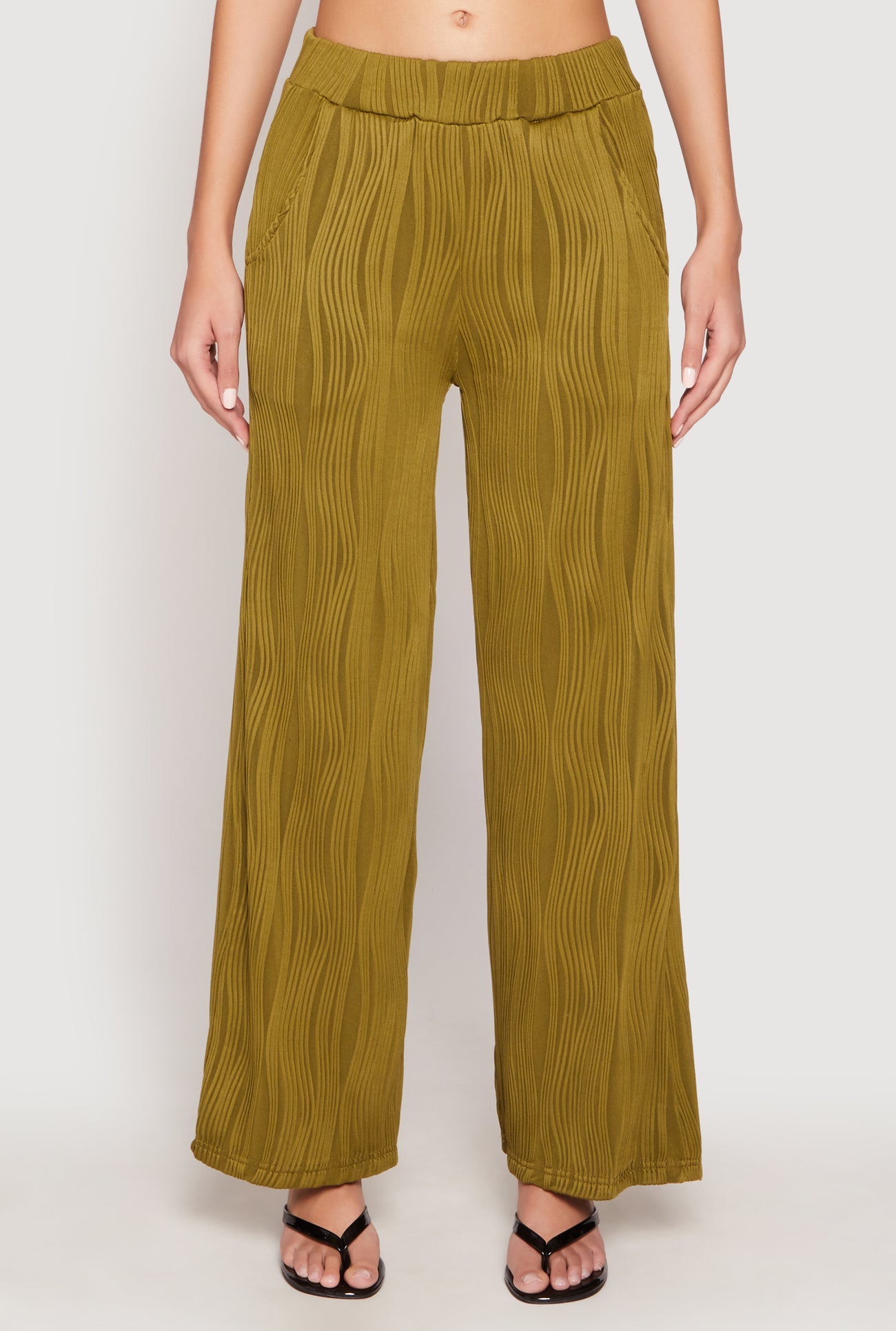 1044056721546030_002