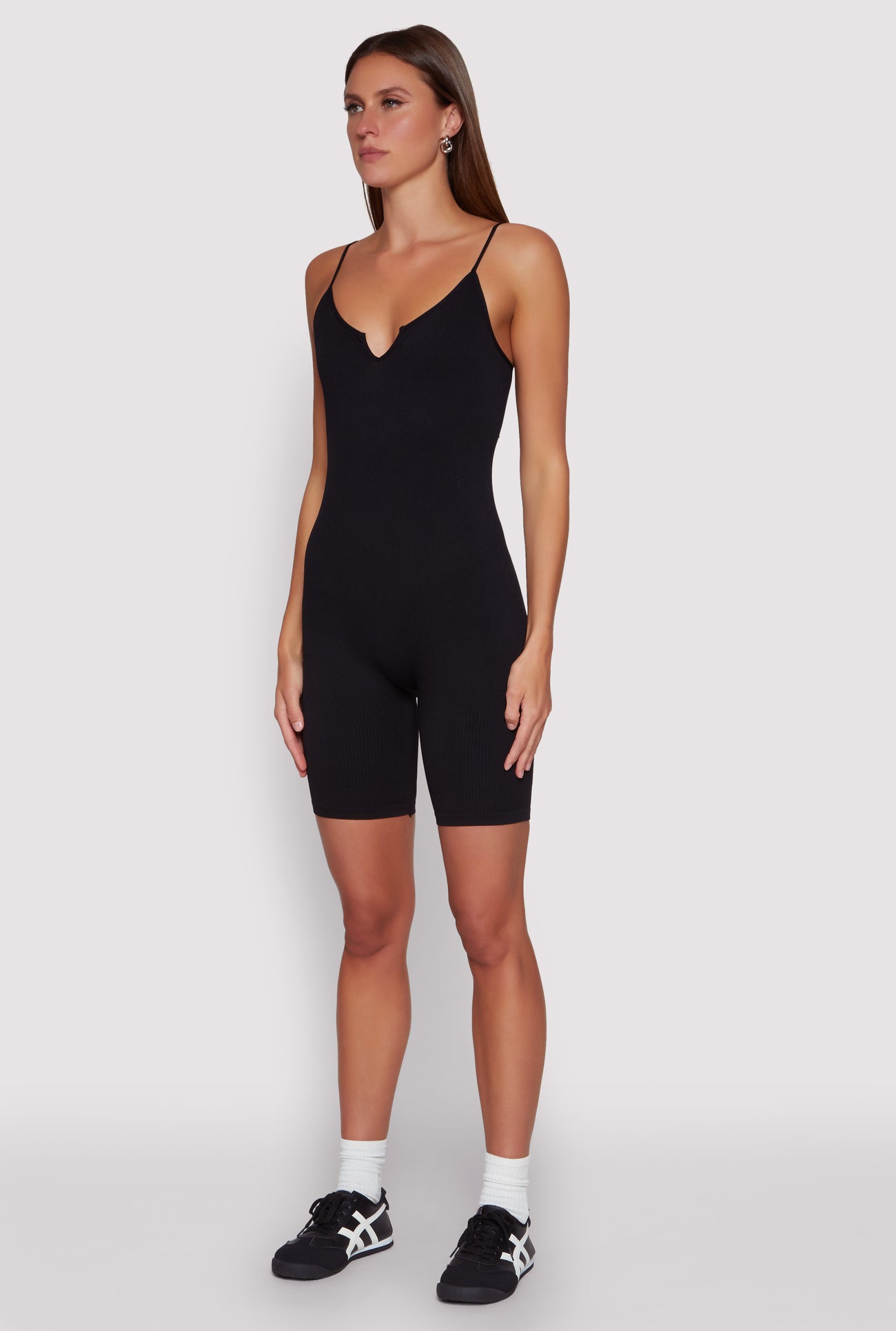 1045038343485001_003