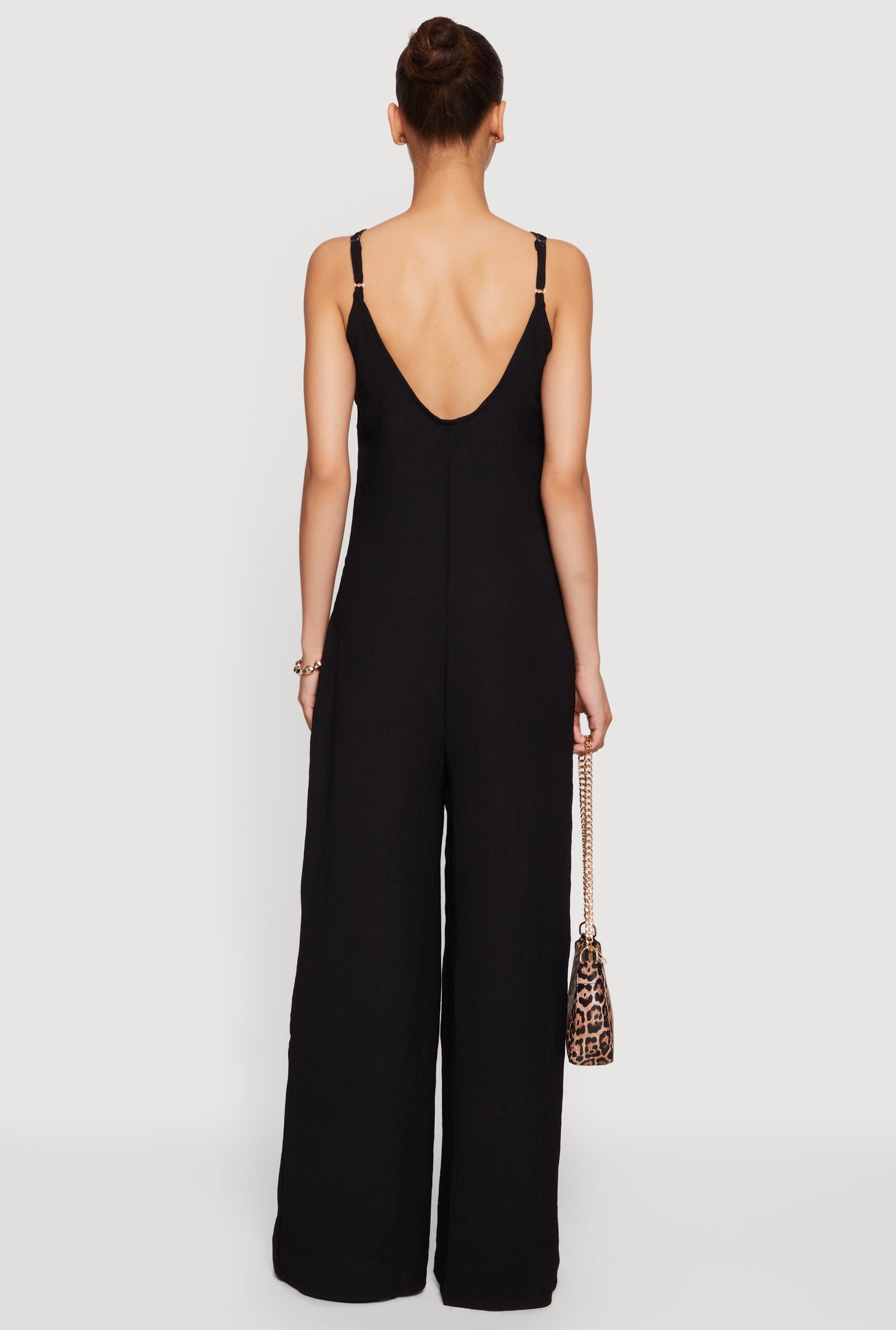 1045038346596001_003