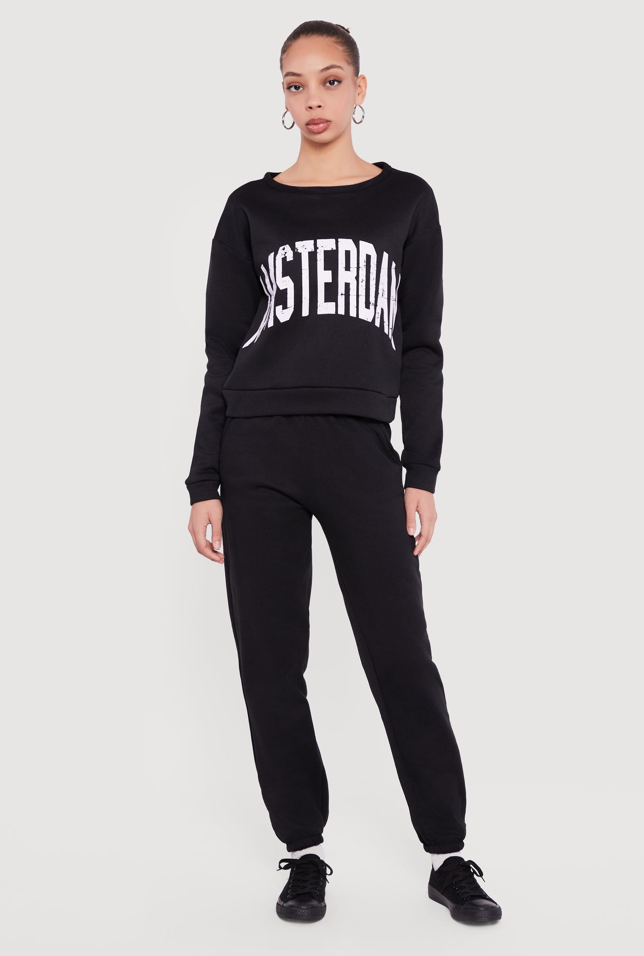 1056038343367001_002