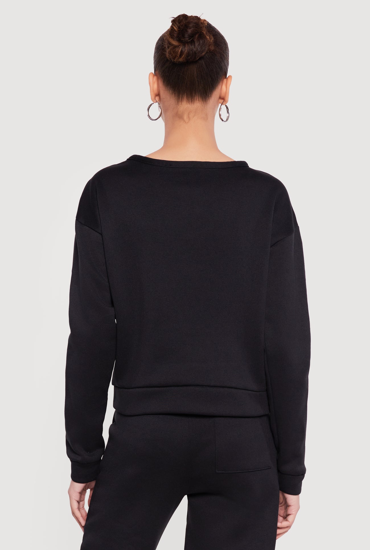 1056038343367001_005