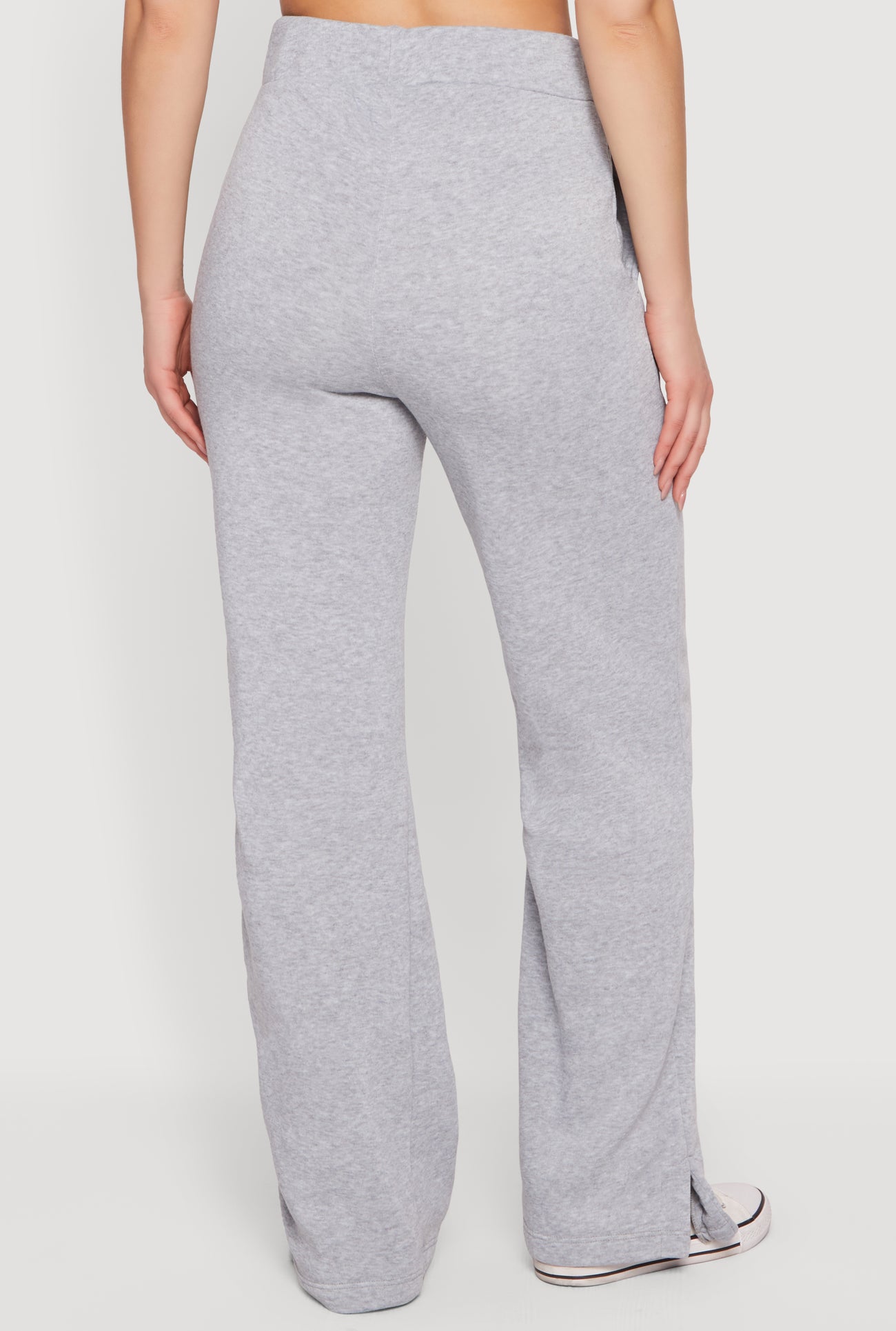 1056038346723005_005