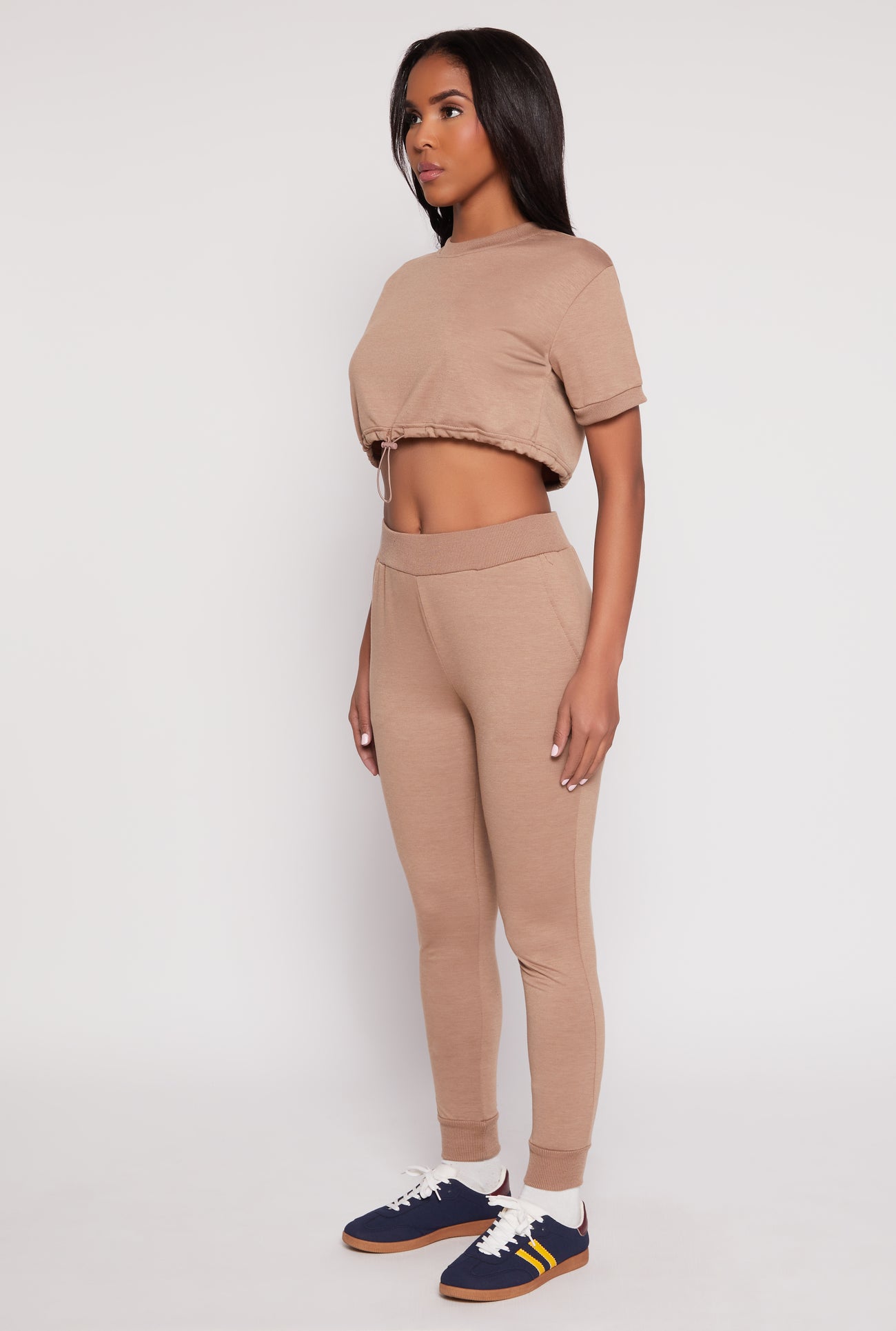 1056056722404405_003