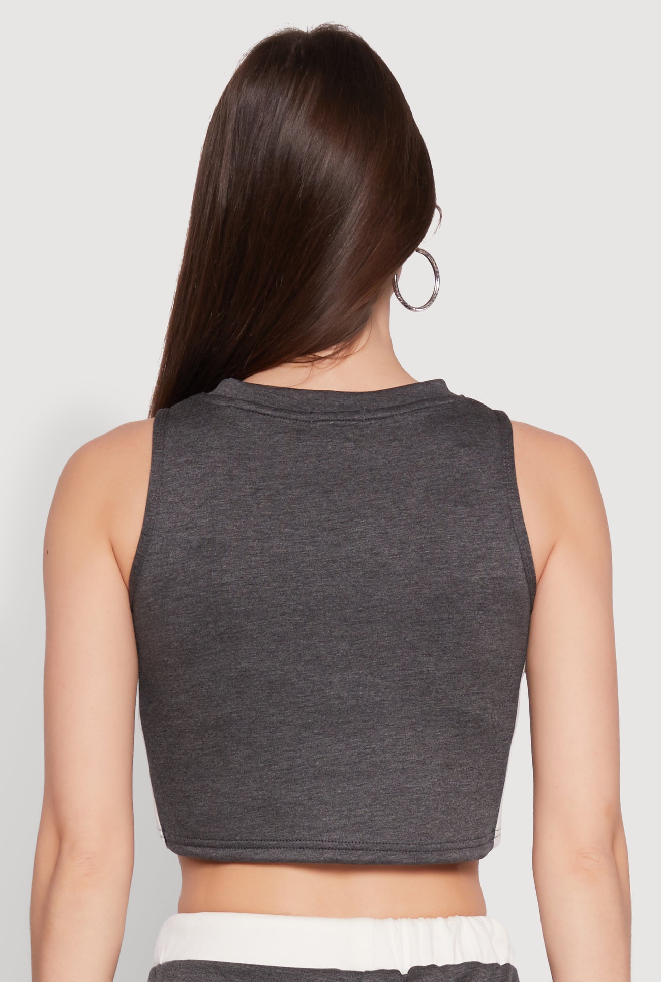 1056056724103005_006