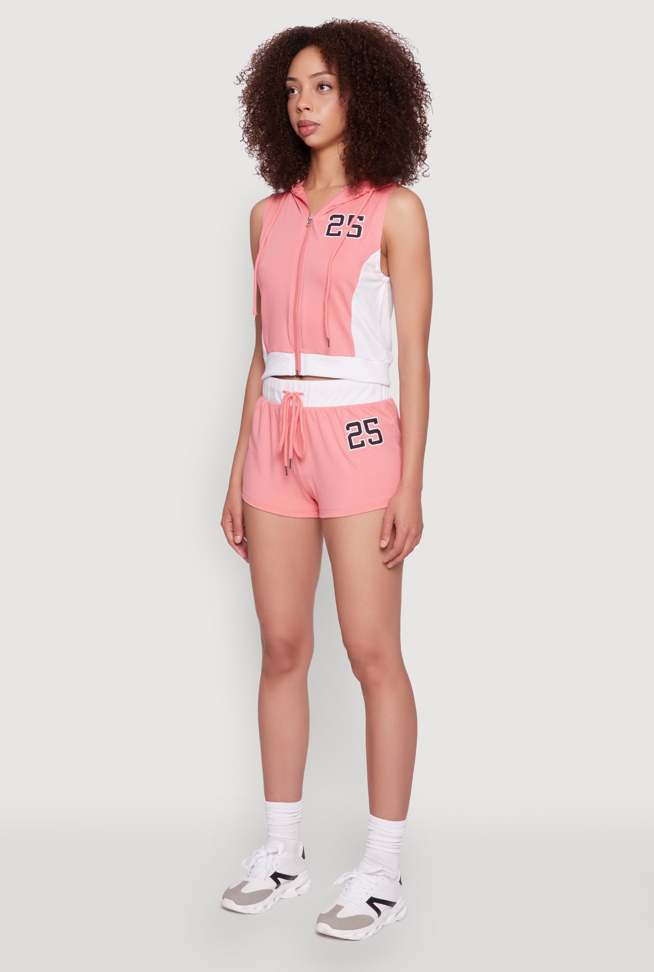 1057038345733068_005