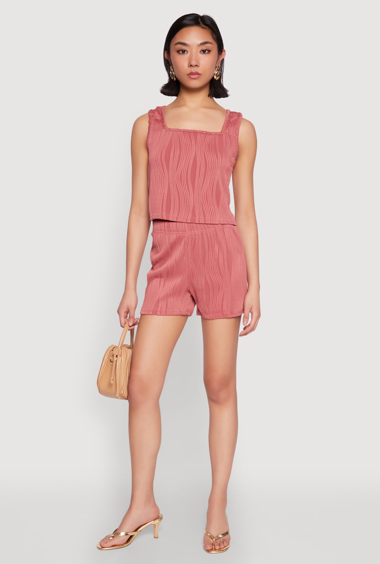 1057056720664054_003