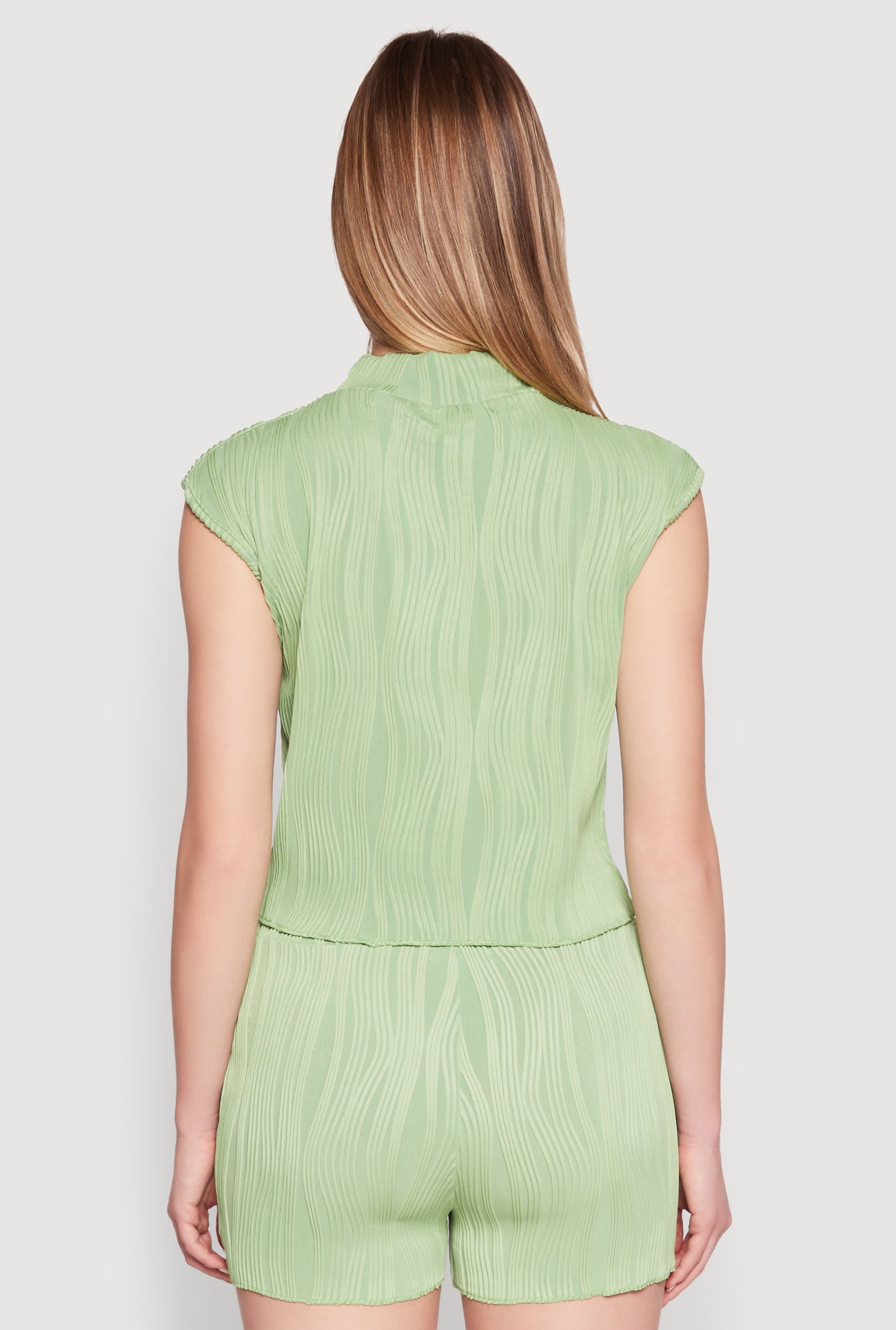 1057056721546030_006