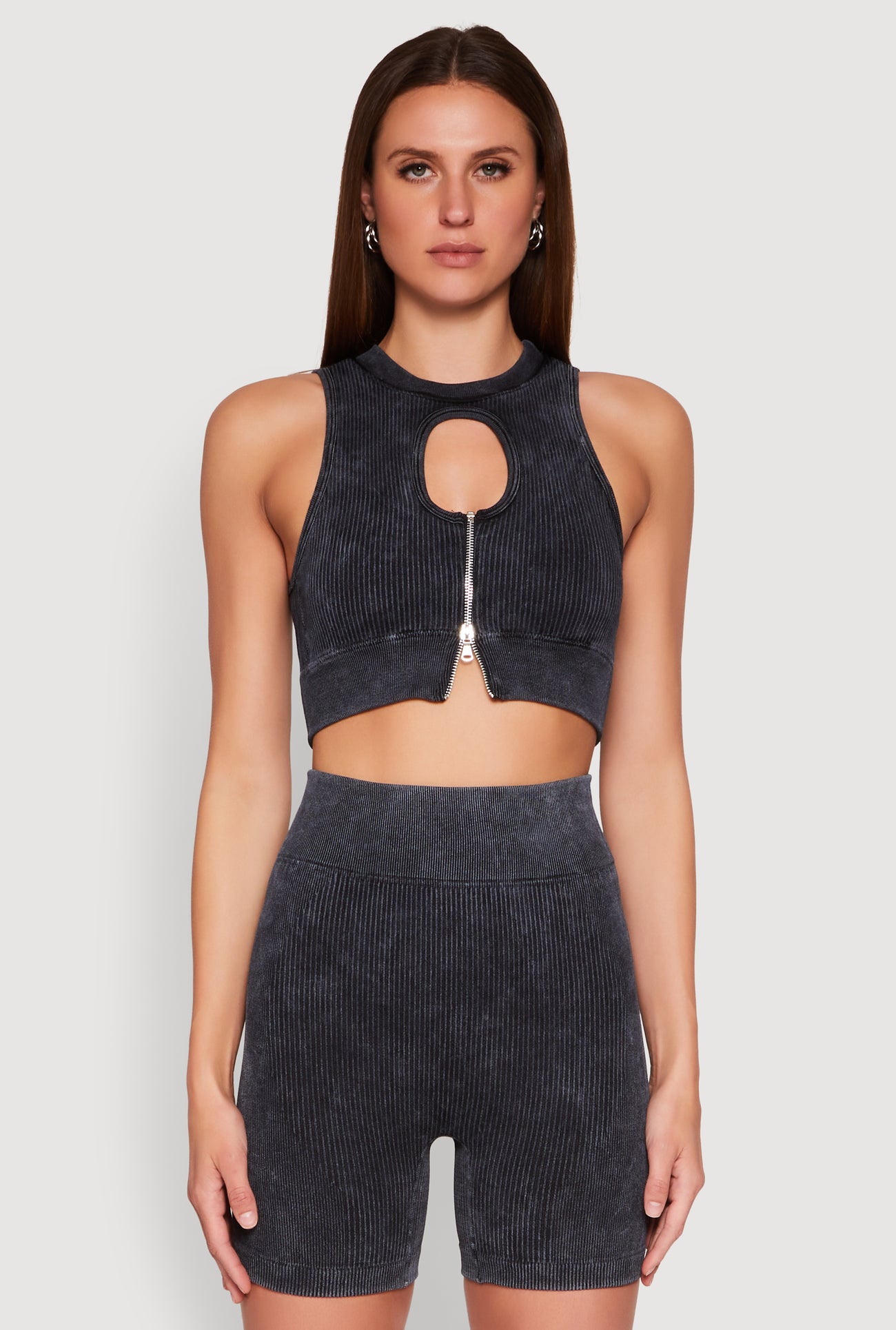 1057056724094001_001