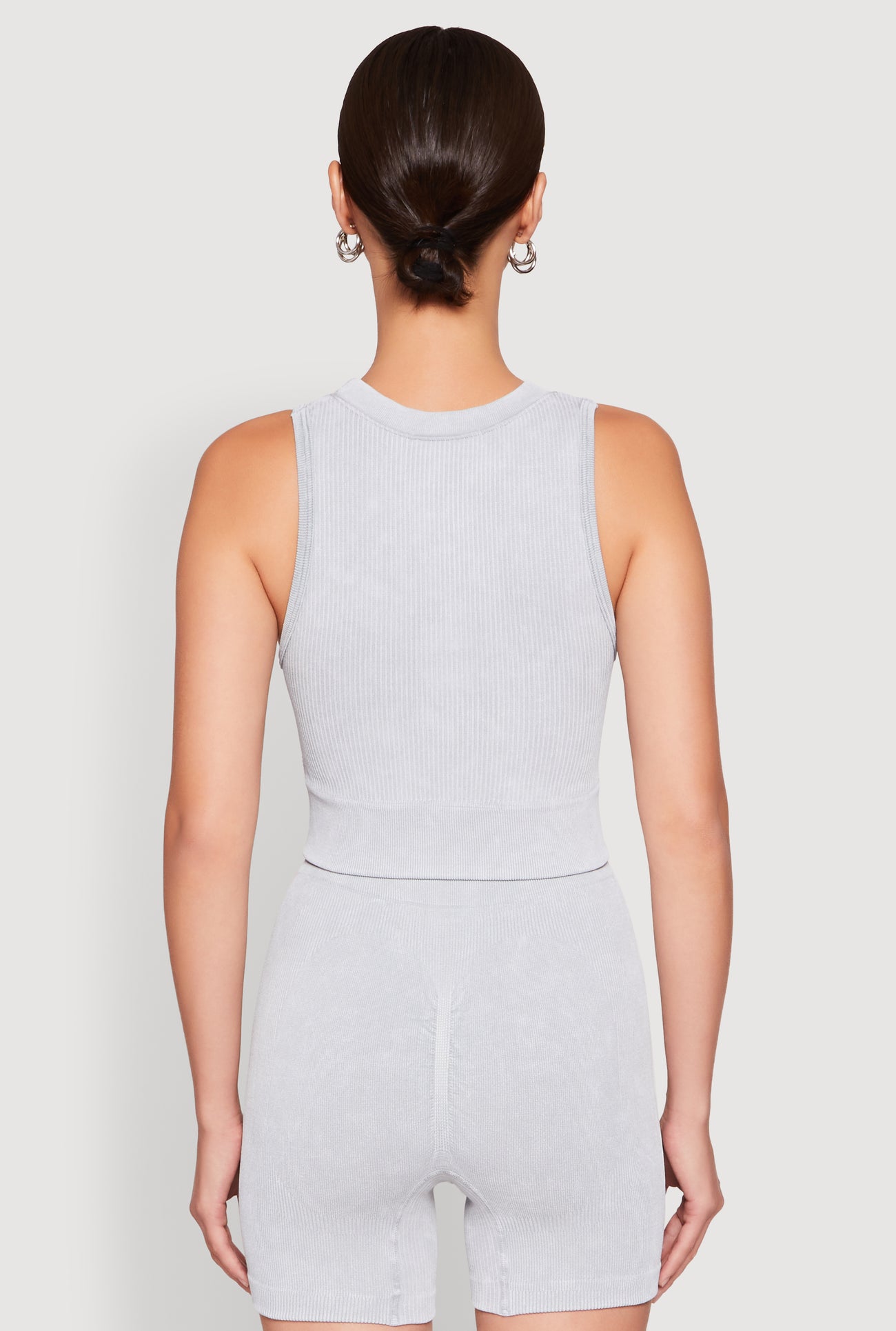 1057056724094005_006