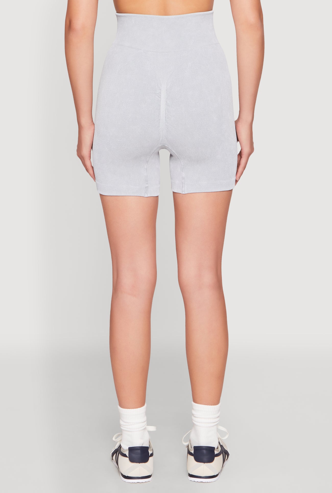 1057056724095005_005