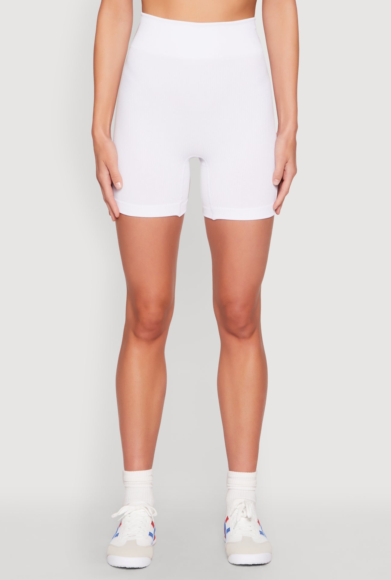 1057056724095010_003