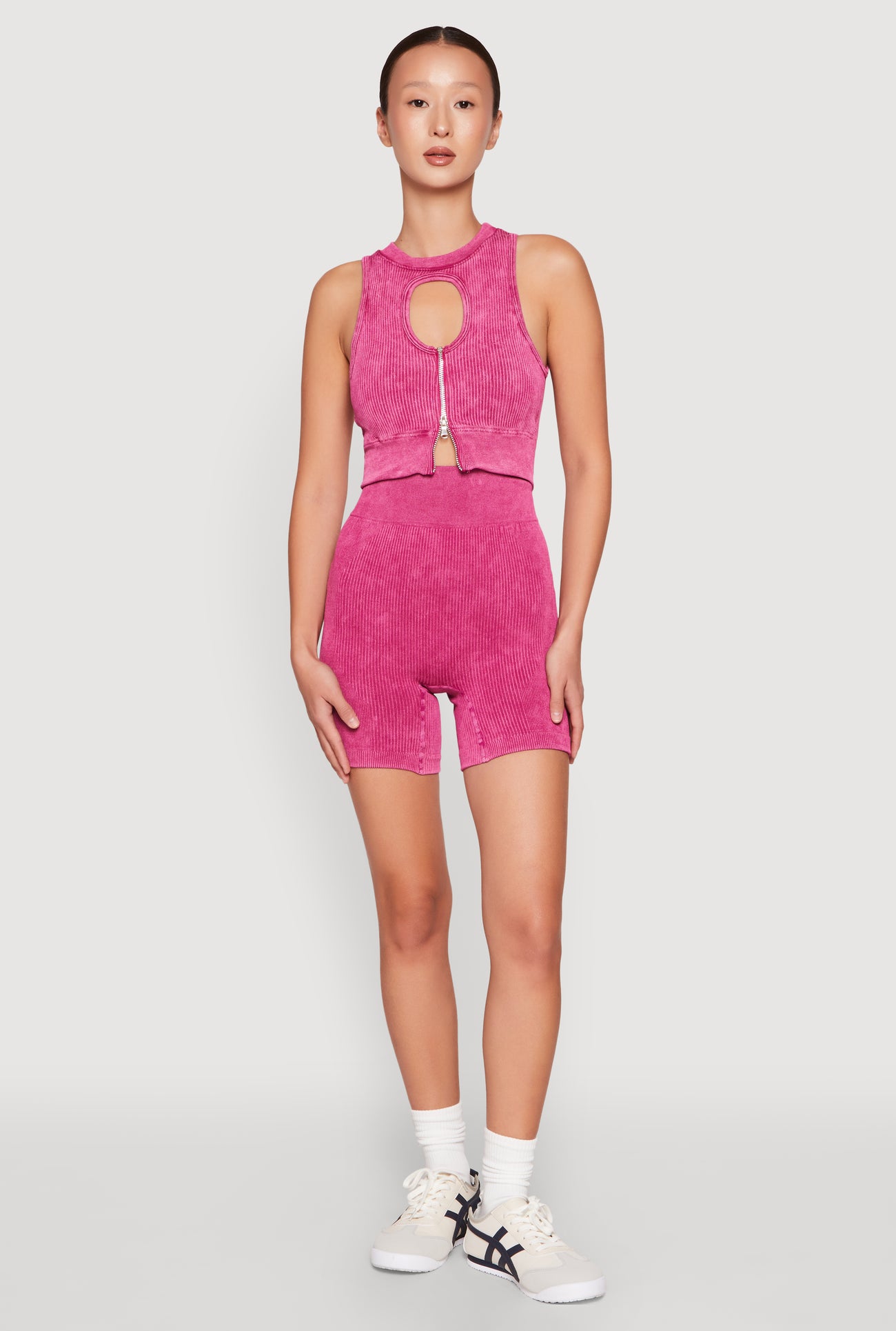 1057056724095068_002