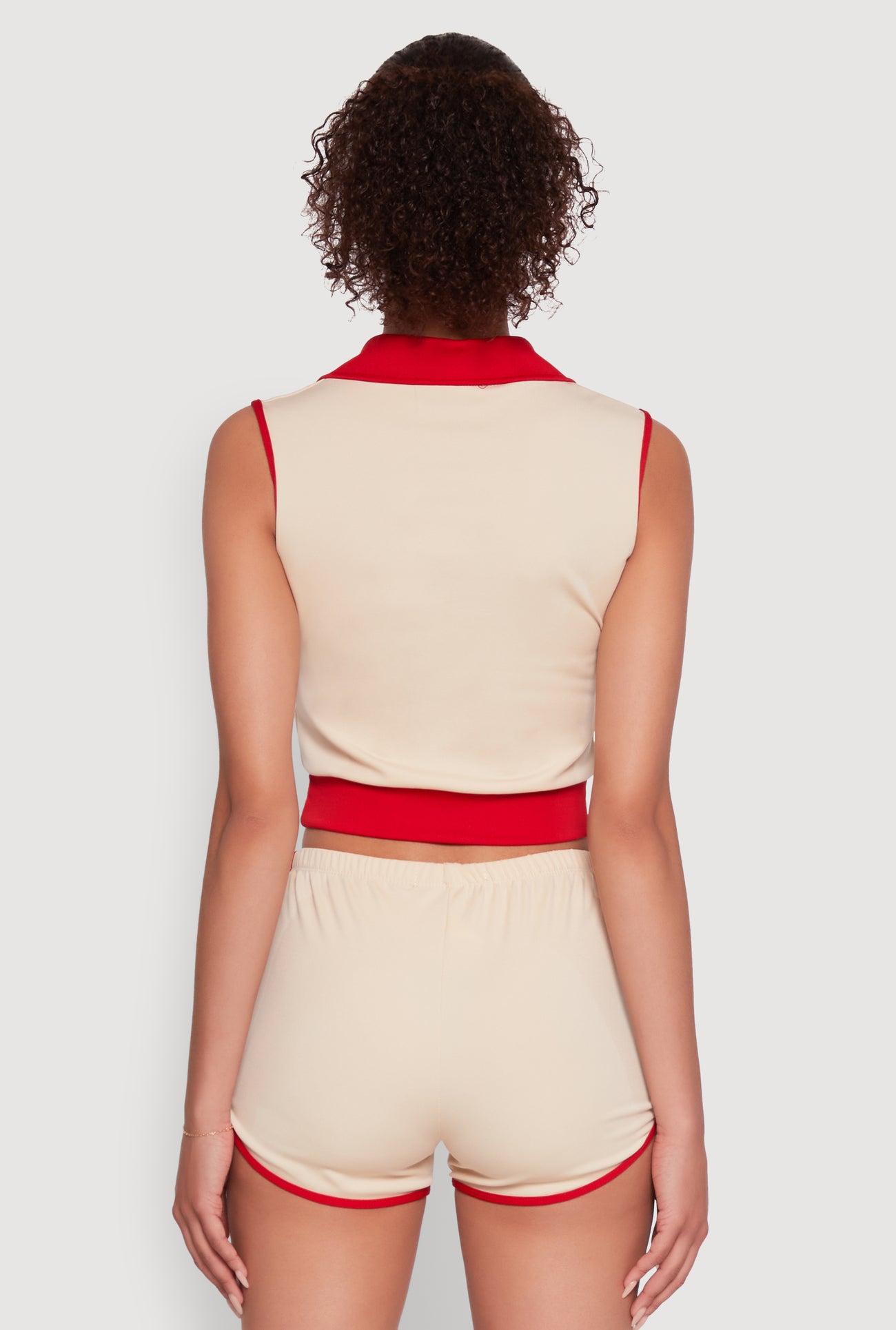 1057056724304025_006