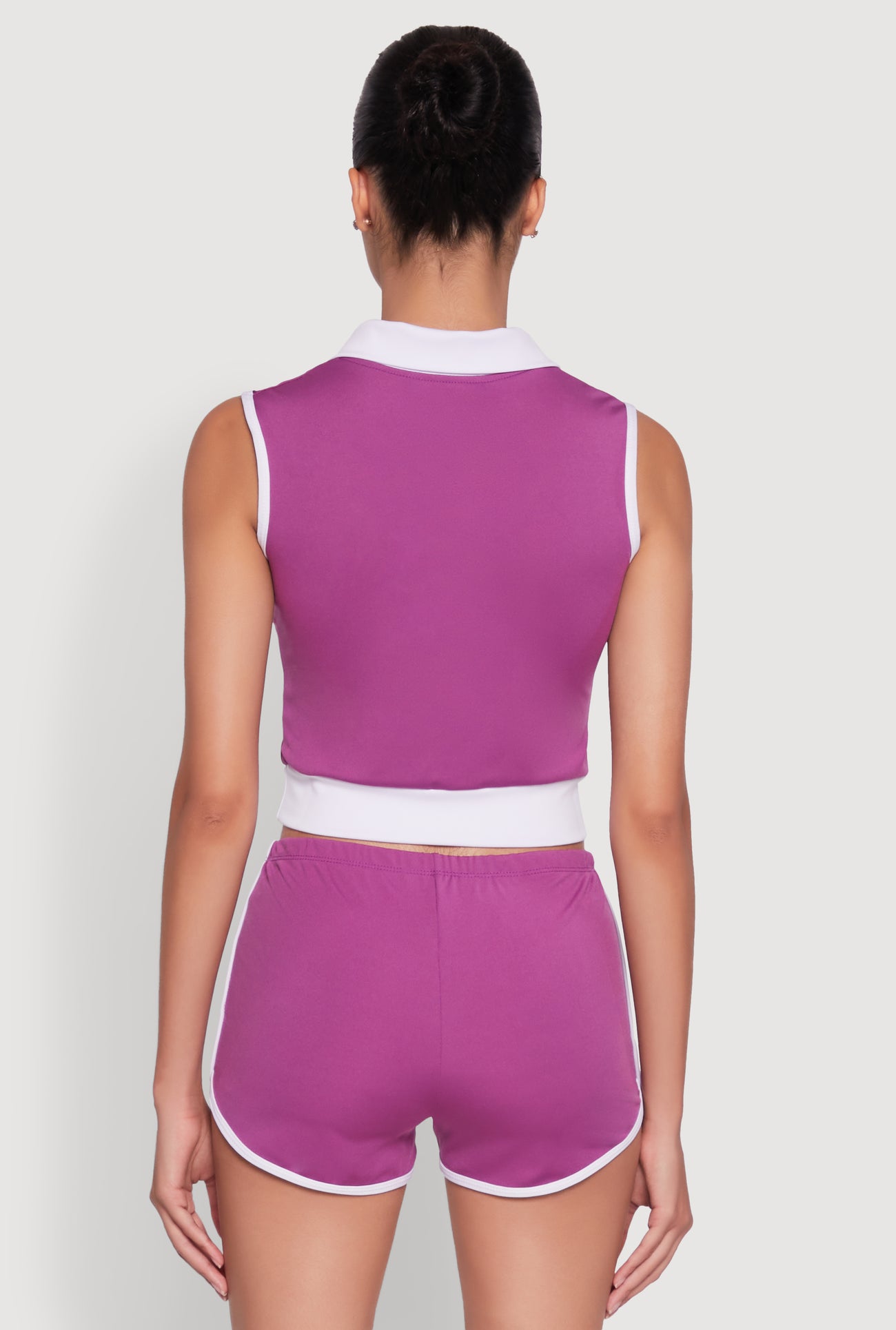 1057056724304050_006