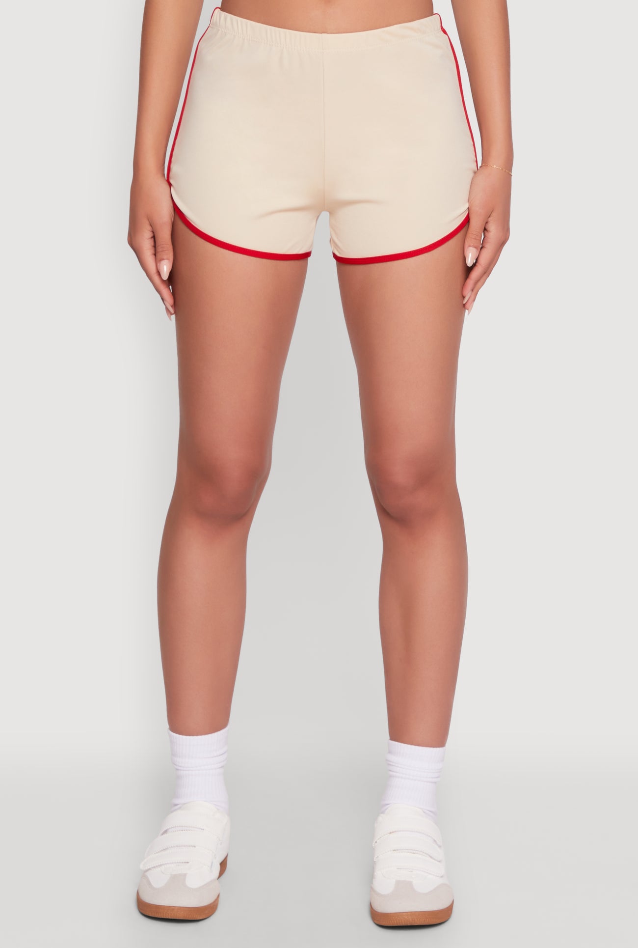 1057056724305025_003