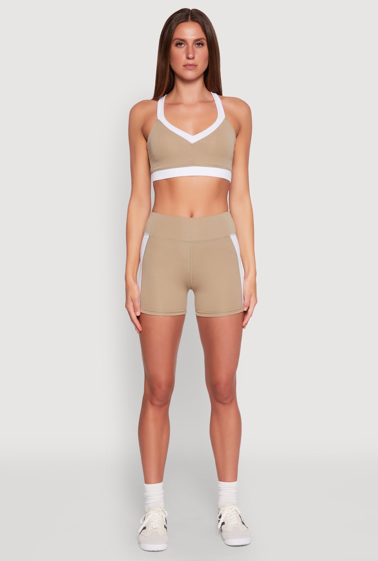 1057056724325034_003