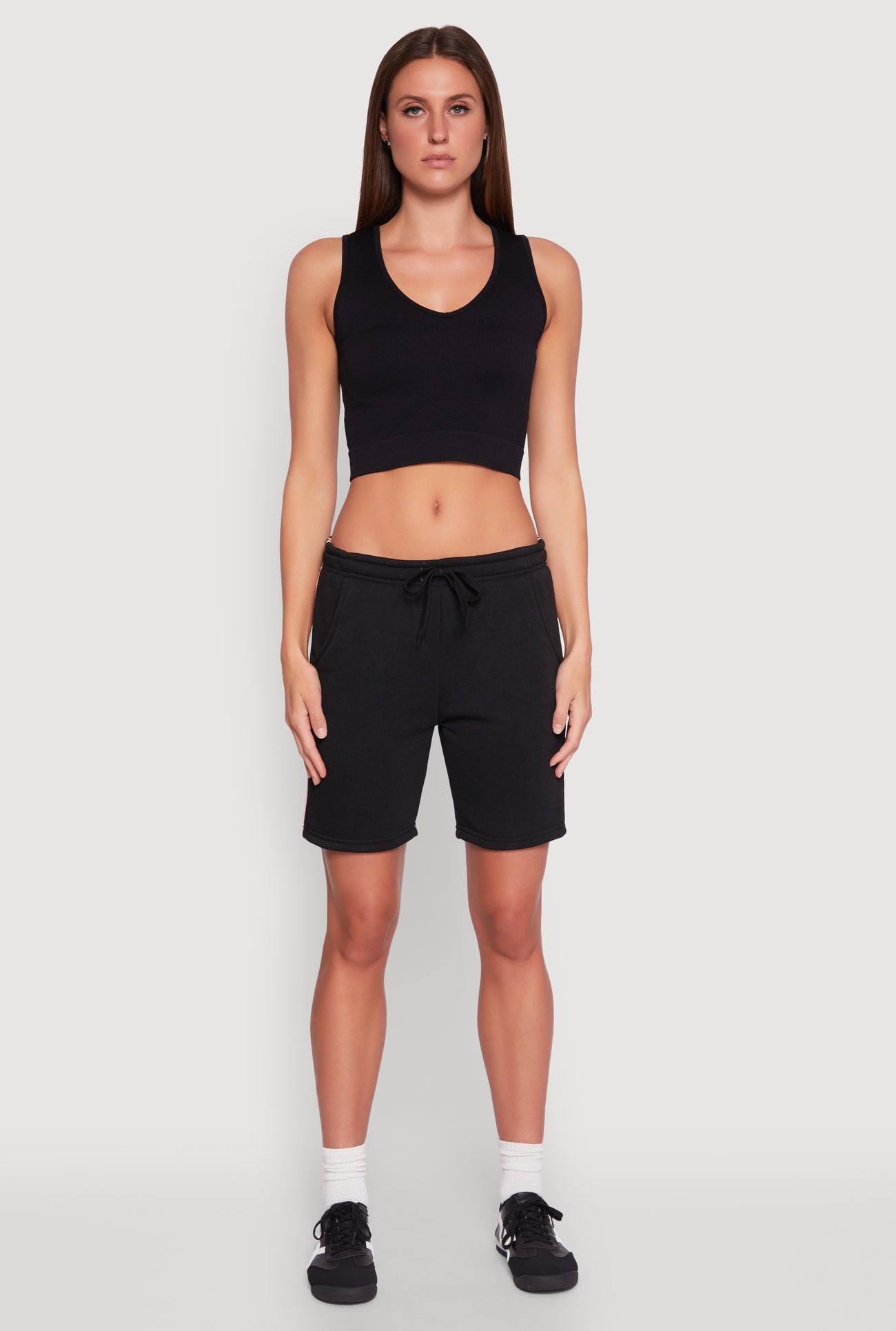 1057056727147001_002