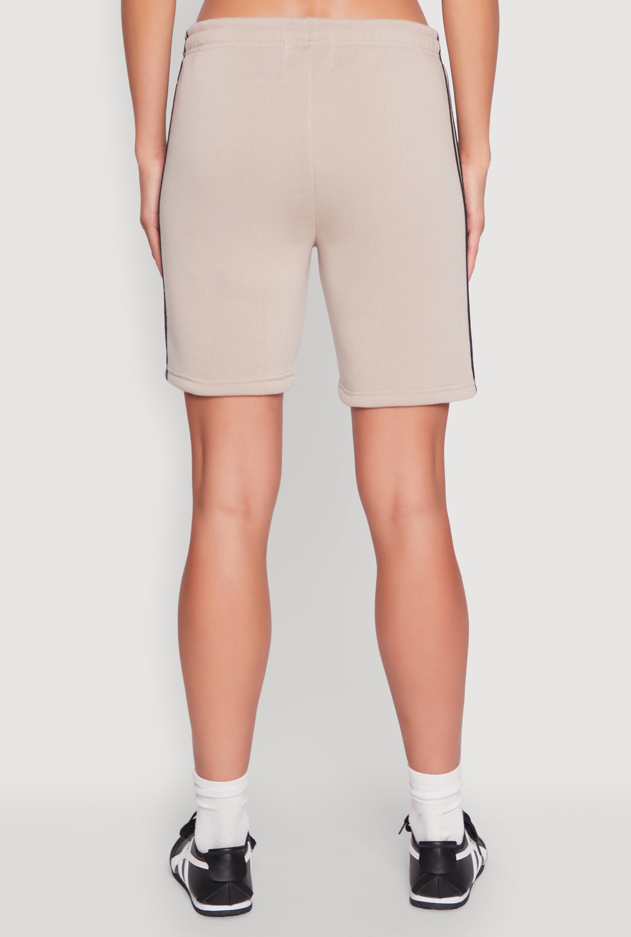 1057056727147325_006