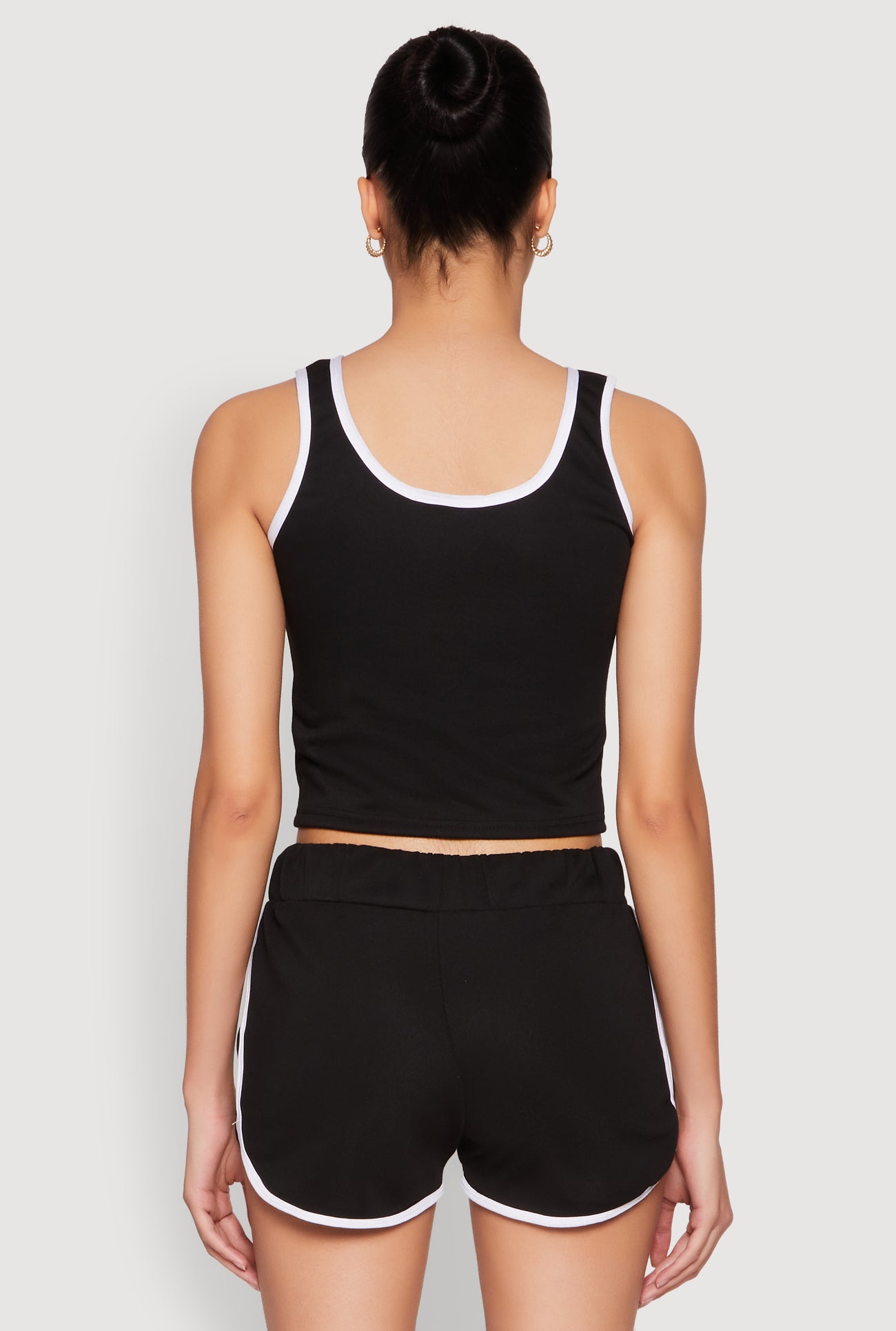 1057056729283001_006