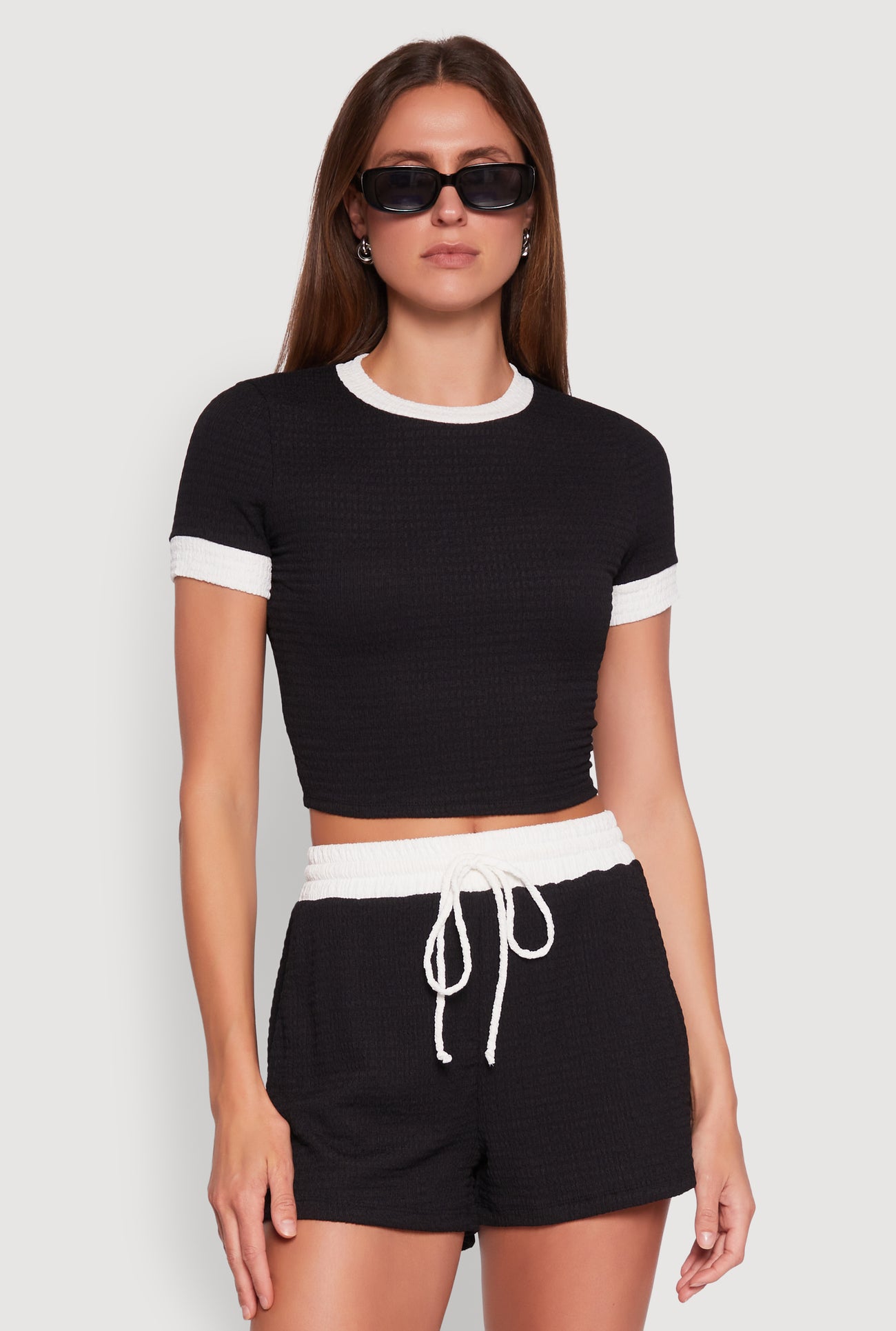 1057058753952001_001