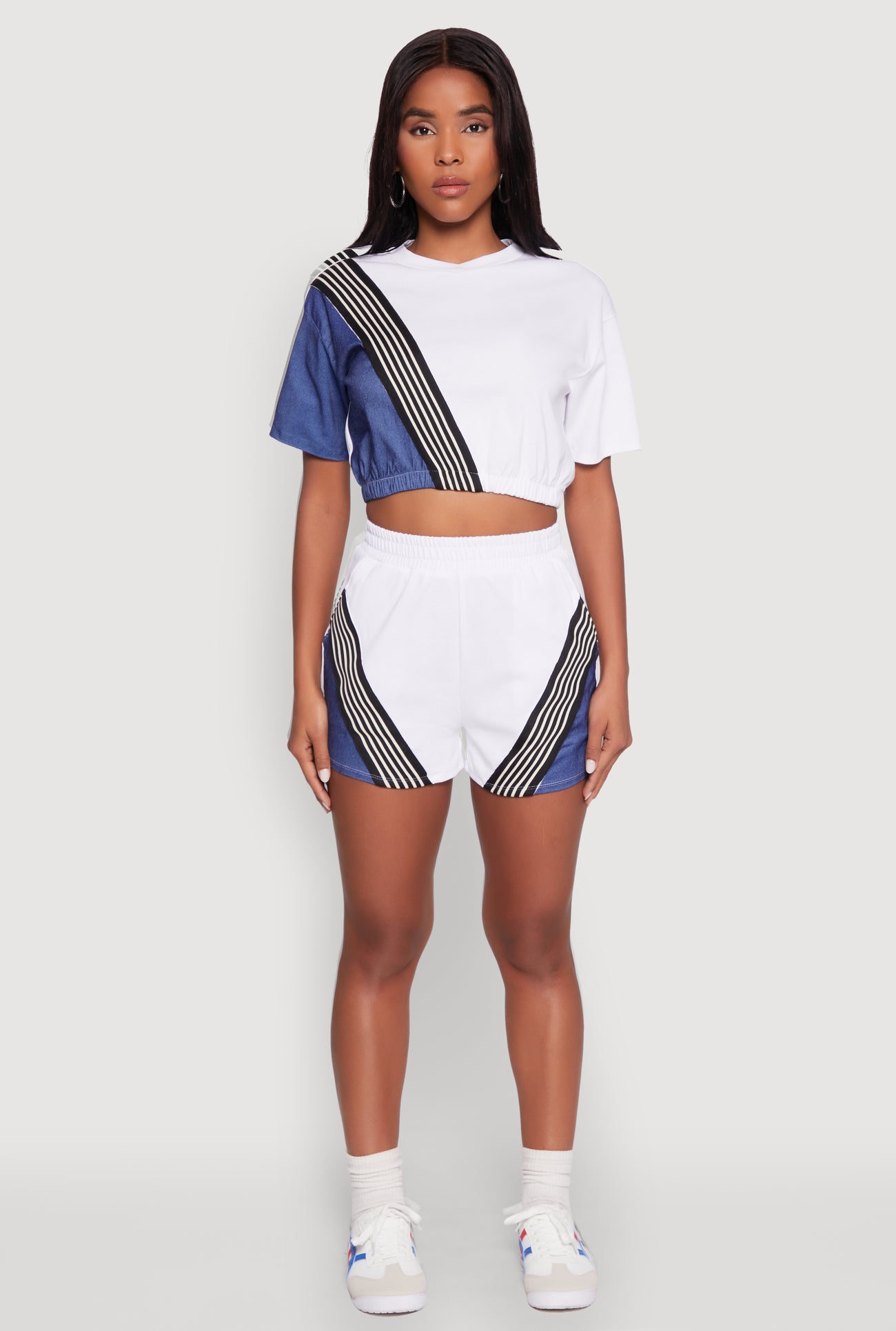 1057058754813010_003