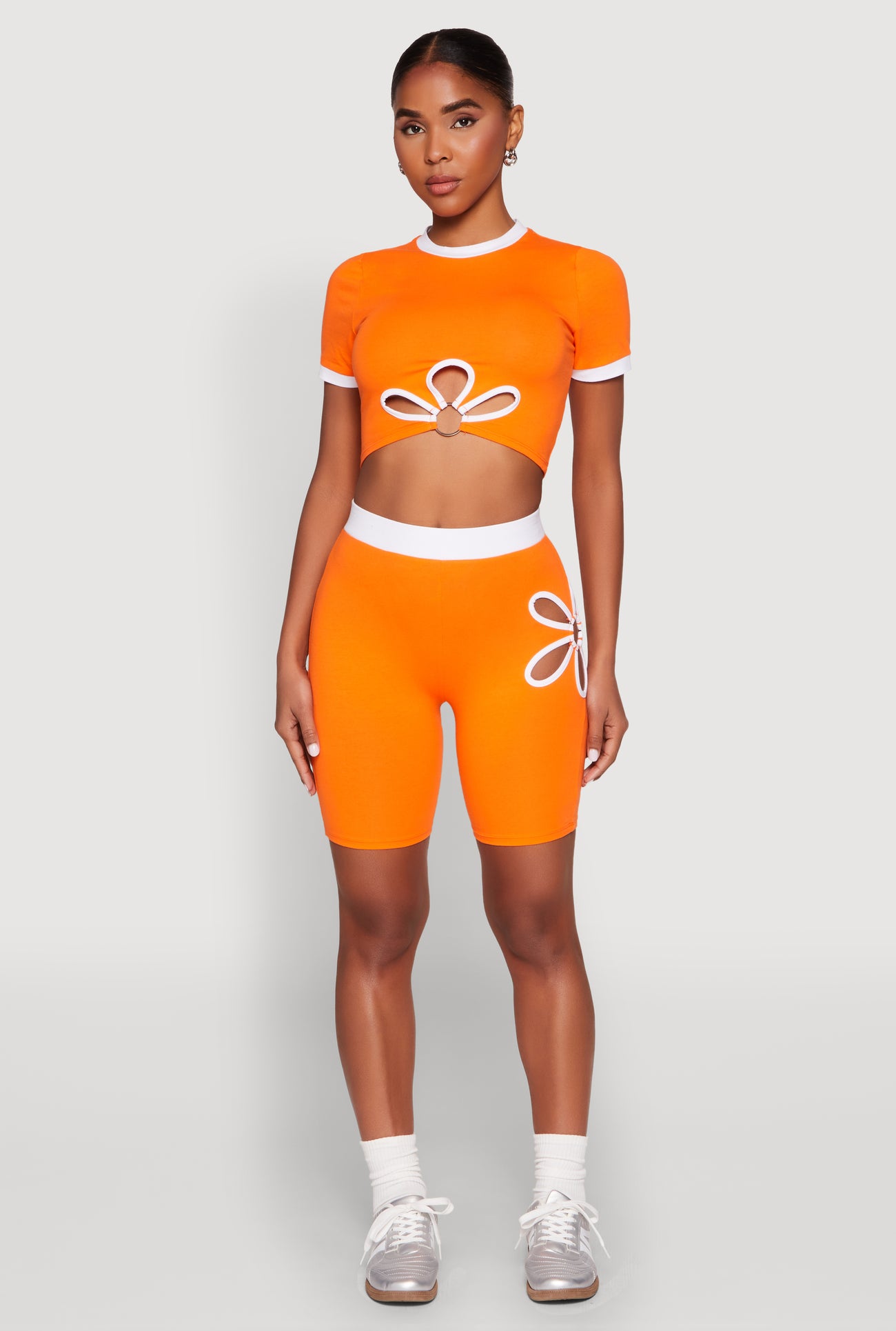 1057058754828080_002