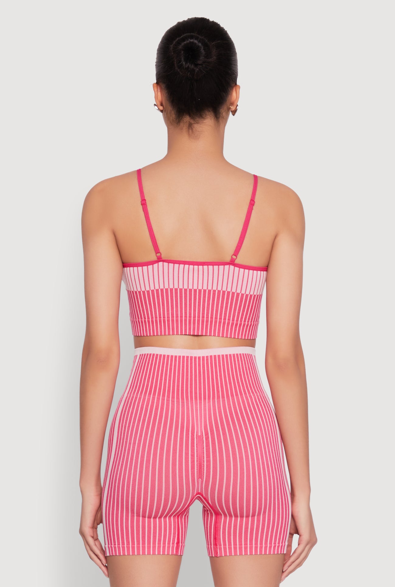 1057058755345068_006