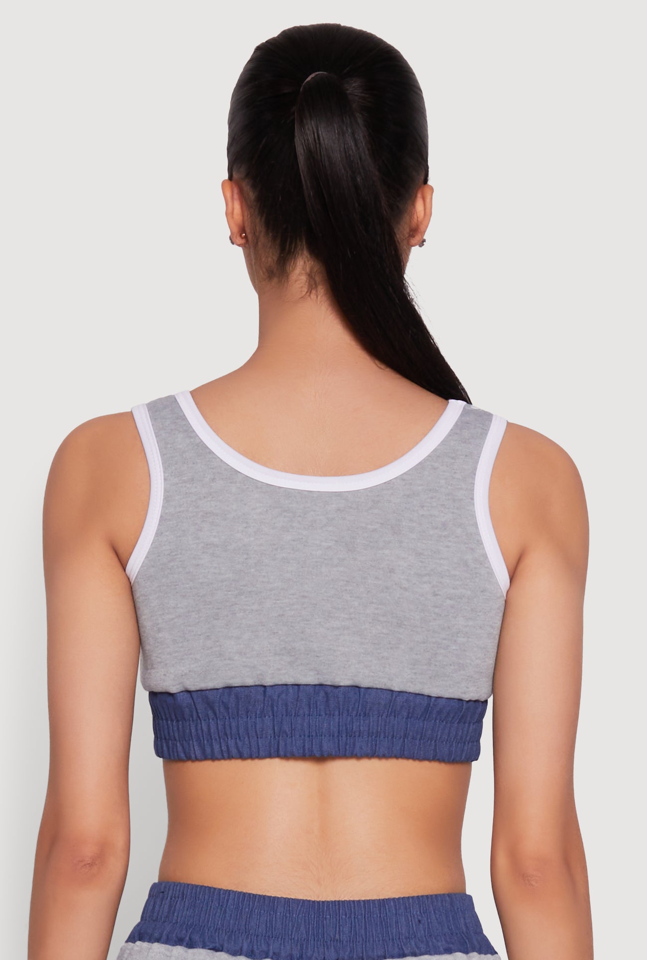 1057063407622004_006