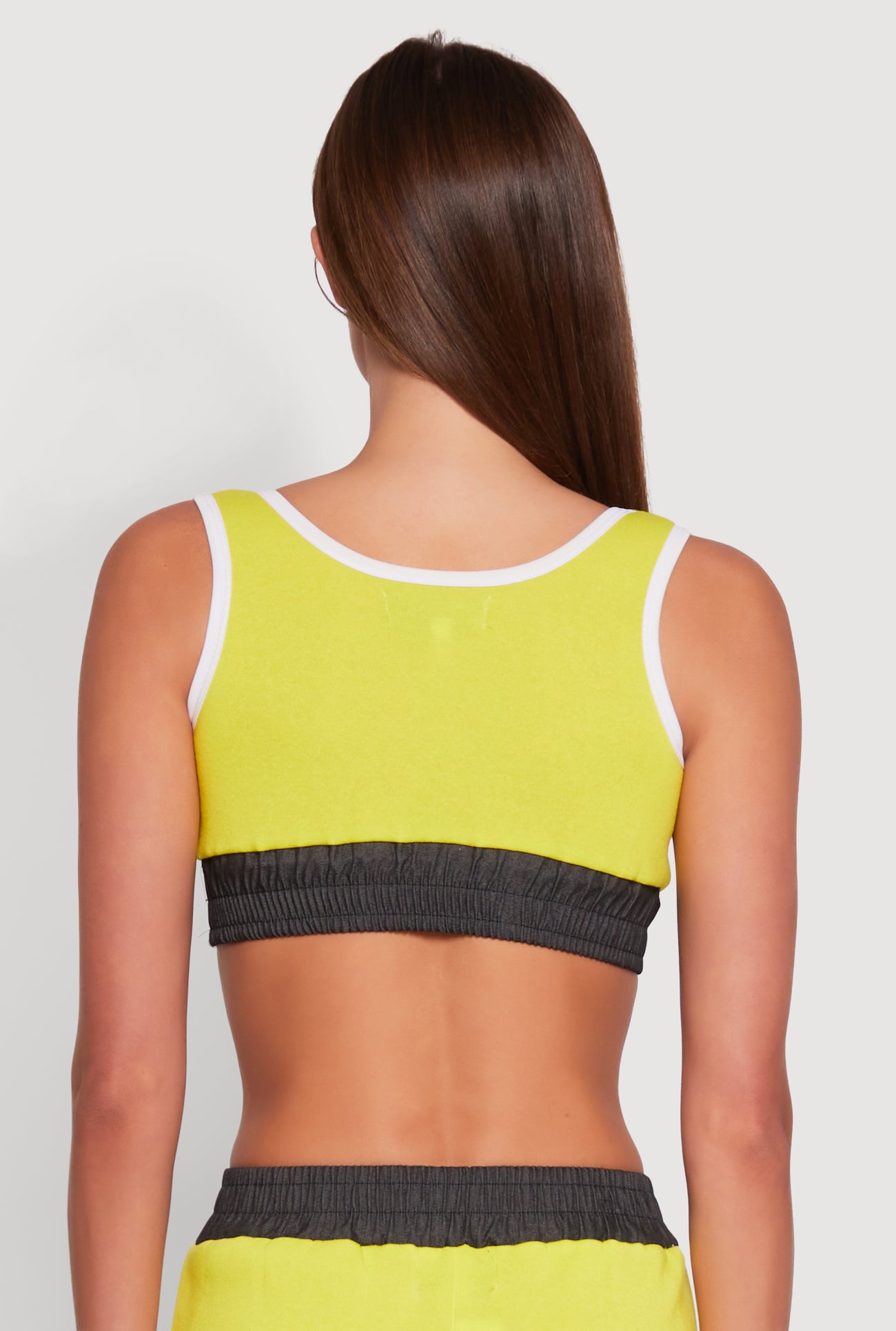 1057063407622070_006