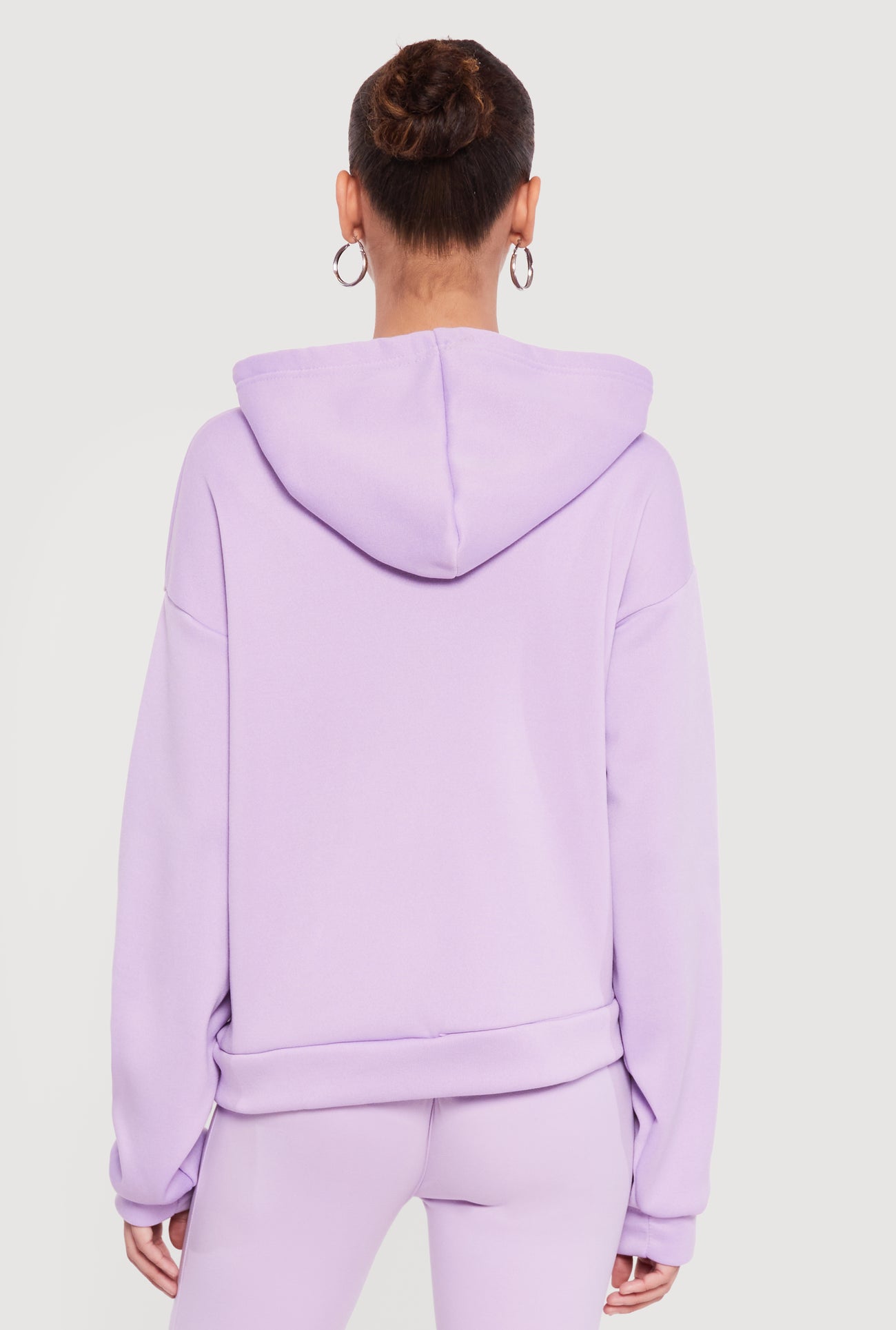 1058038344276050_005