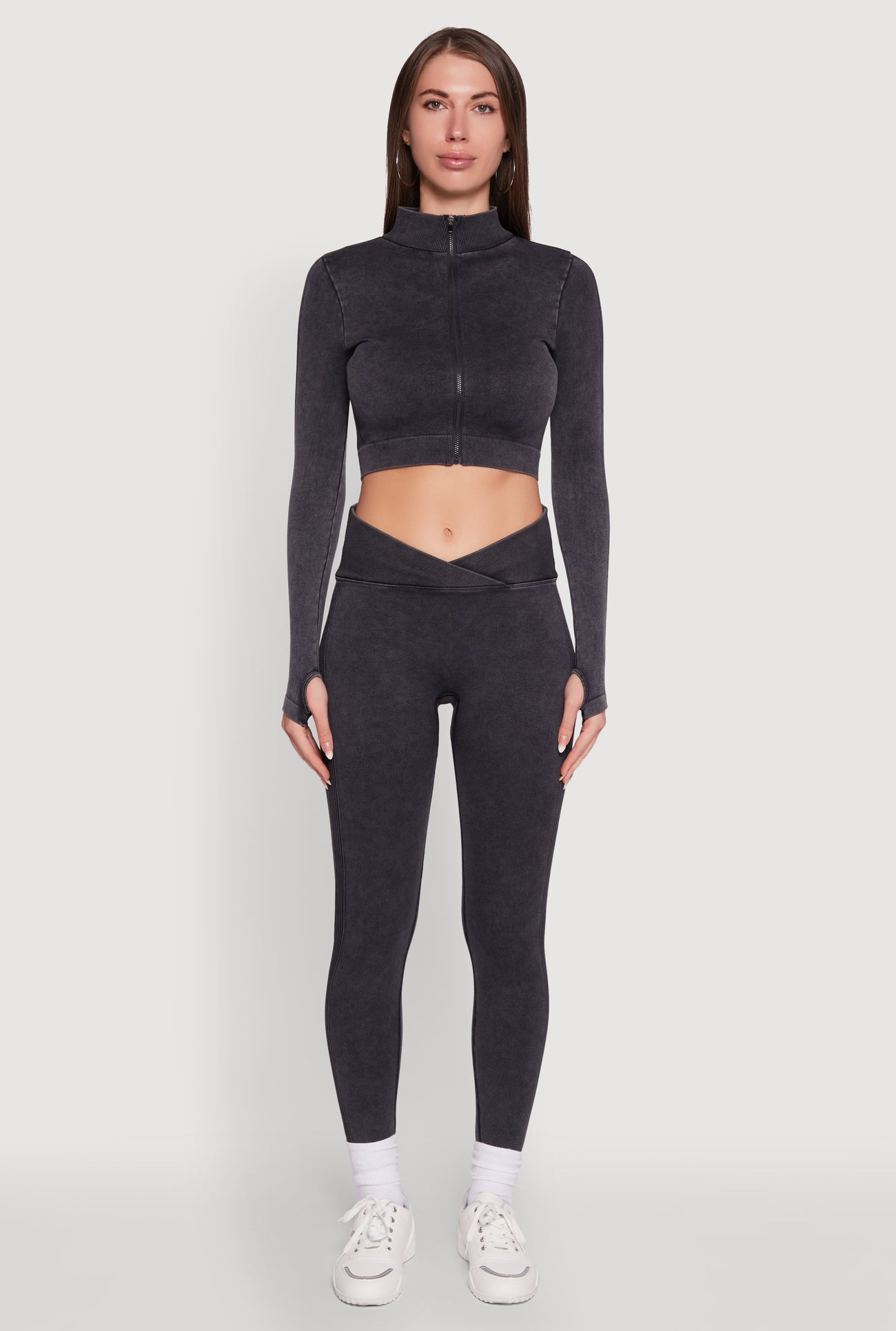 1058056722403001_003