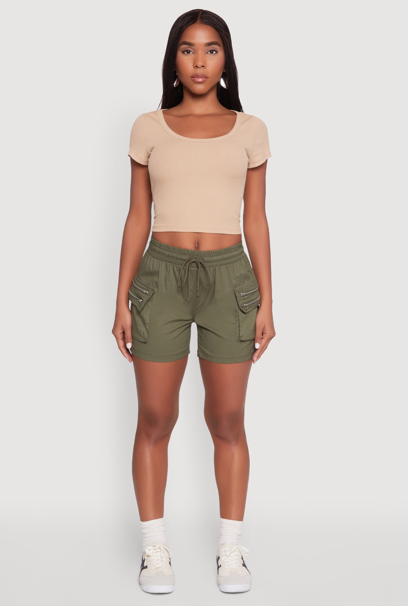 1060038346222032_002