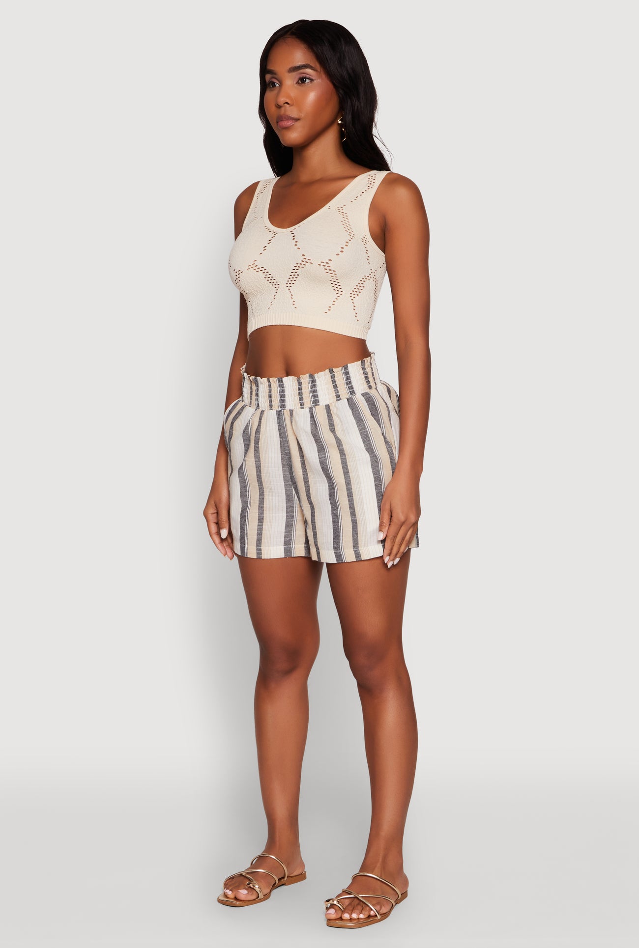 1060038346249081_003