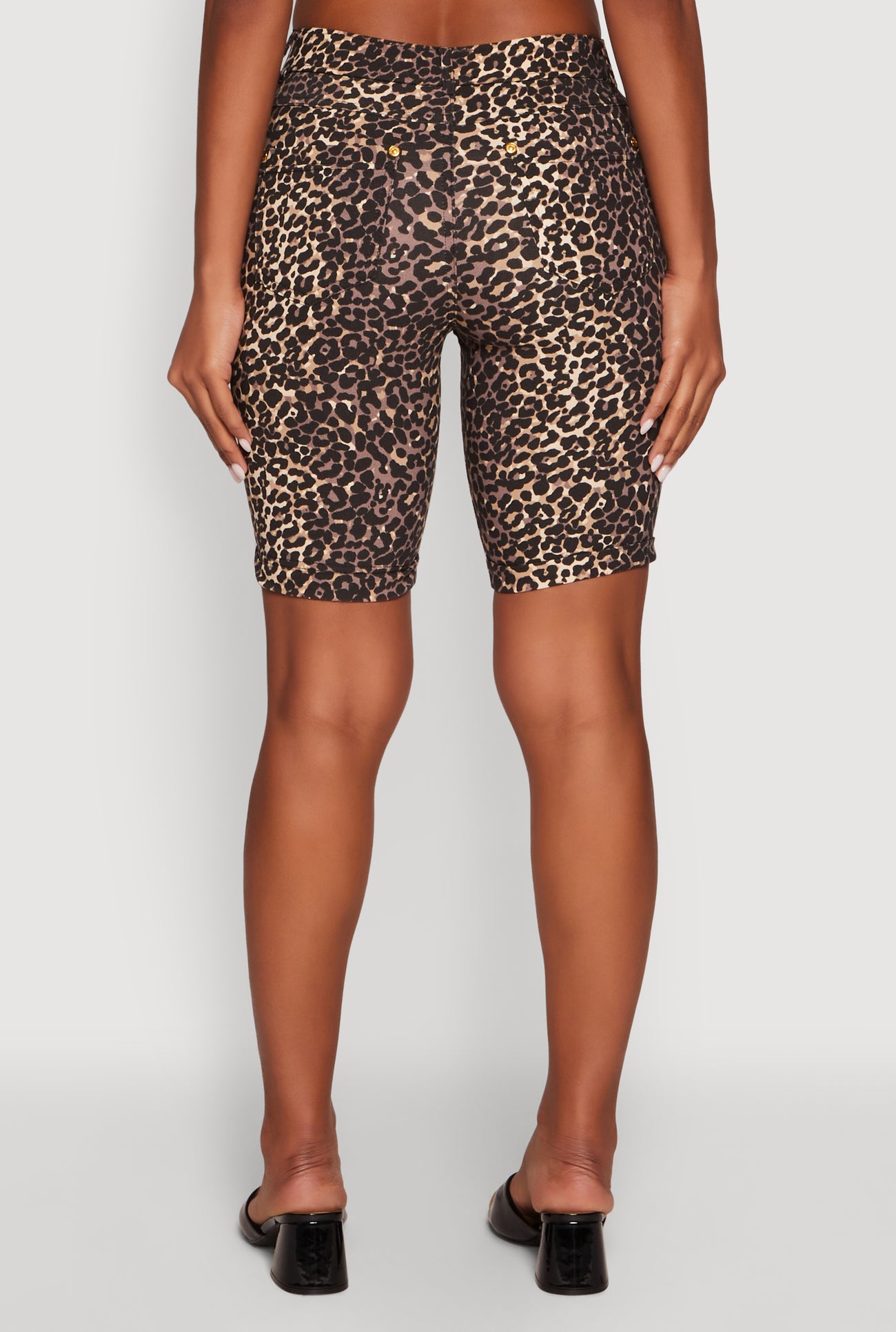 1060063401419020_006