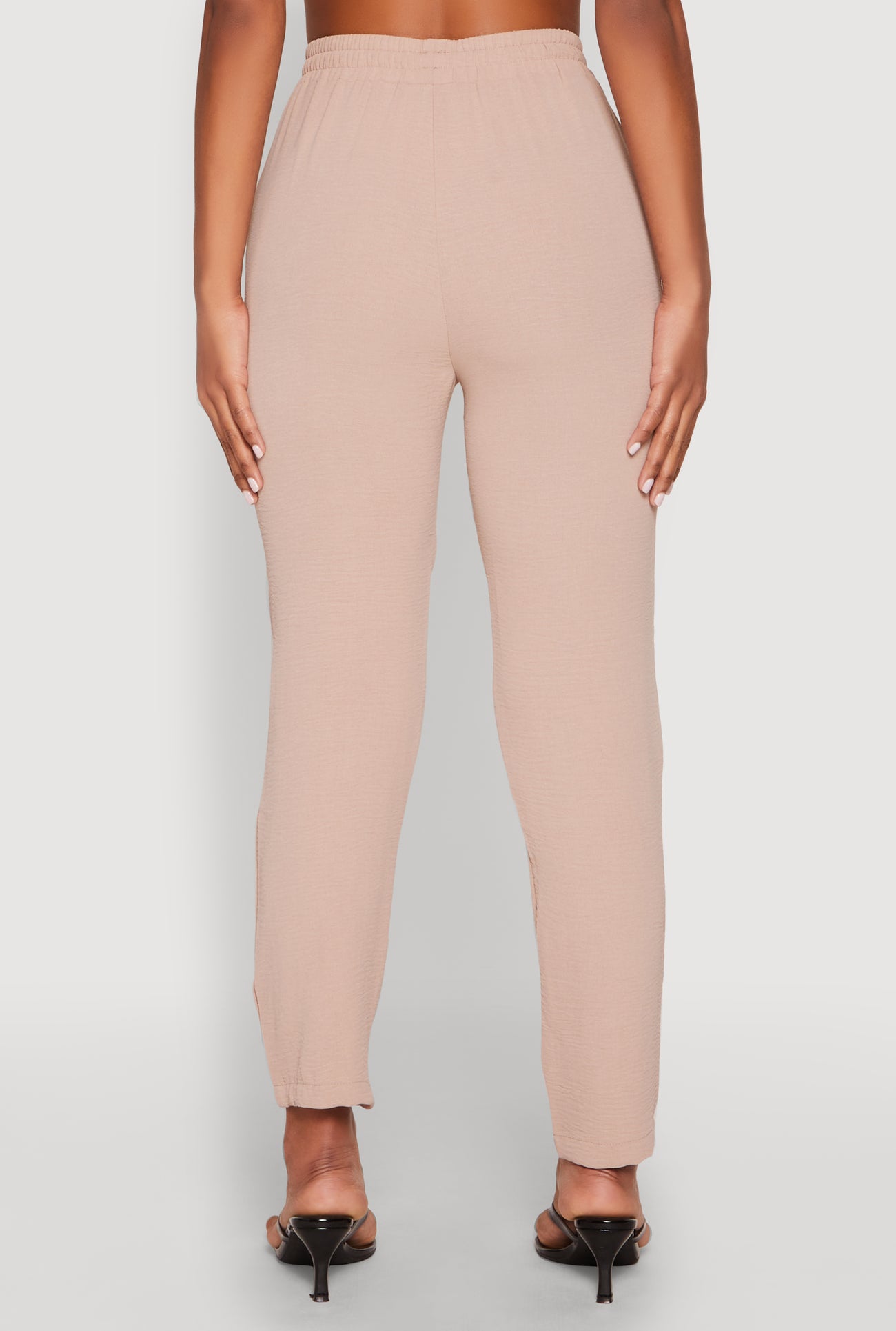 1061062707802025_006