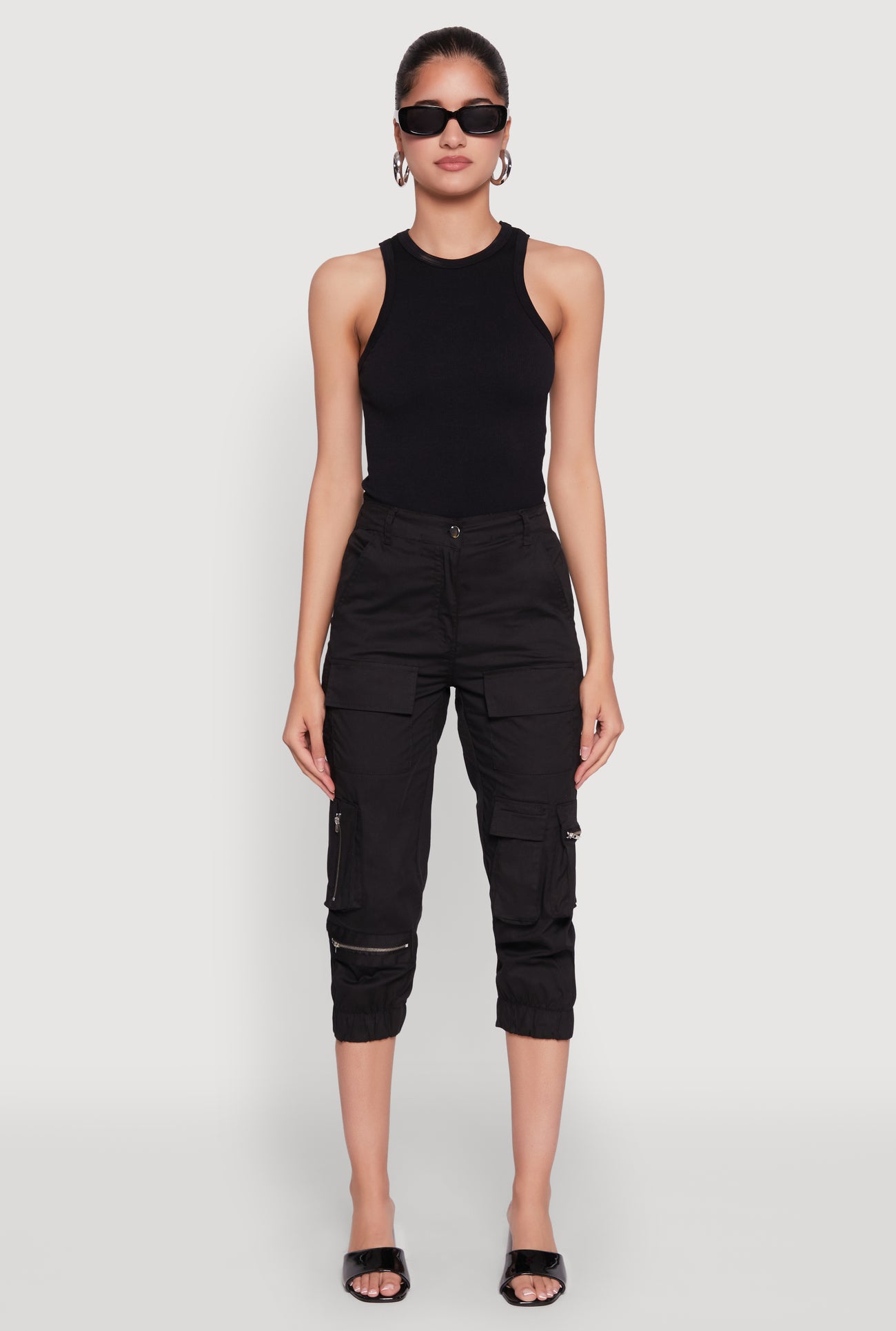 1066038346207001_002