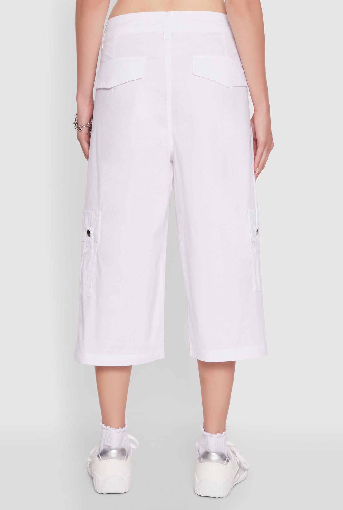 1066038346273010_006