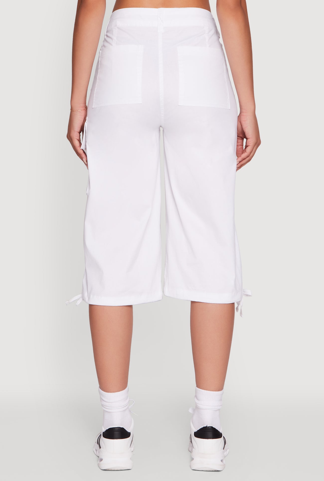 1066038346274010_006