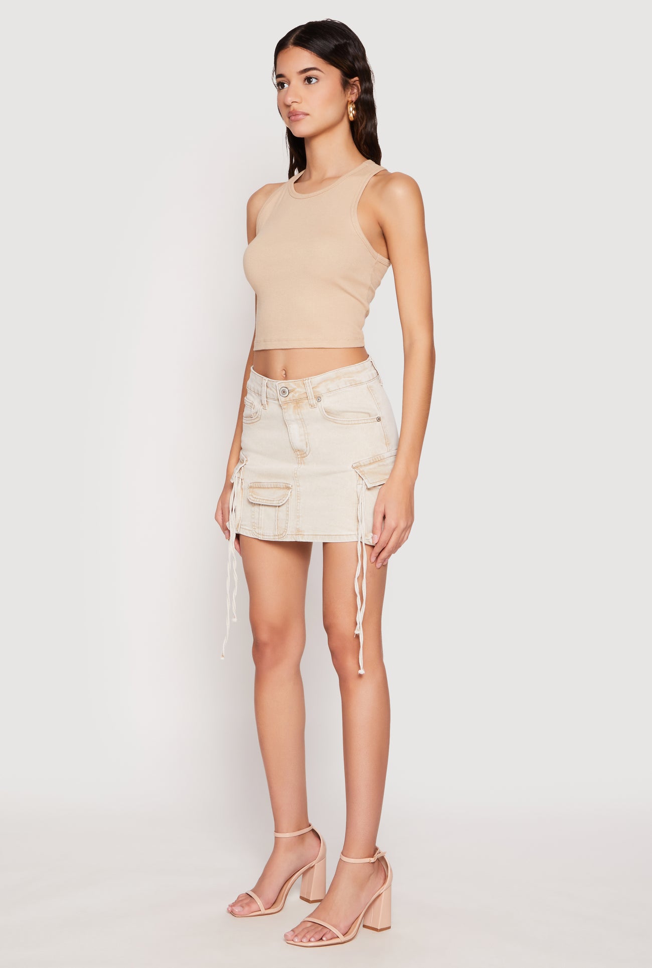 1071065300950025_002