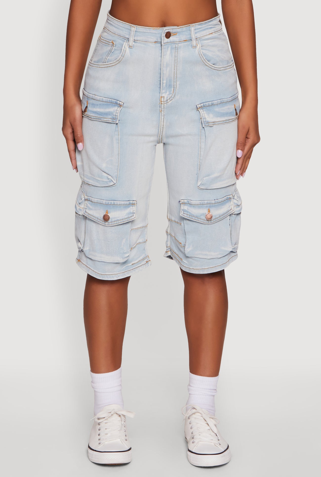 1072064721309402_005