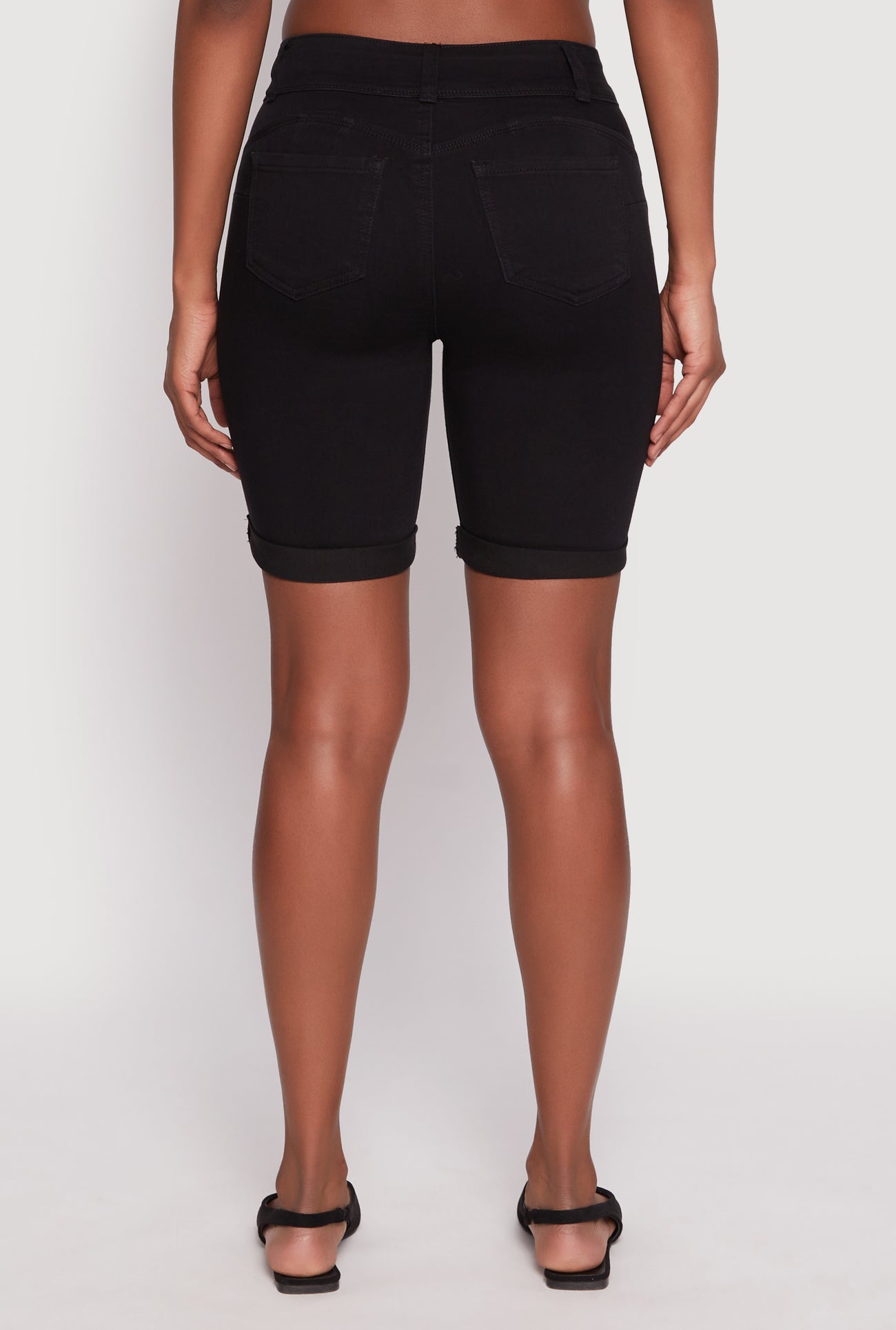 1072071611152001_005