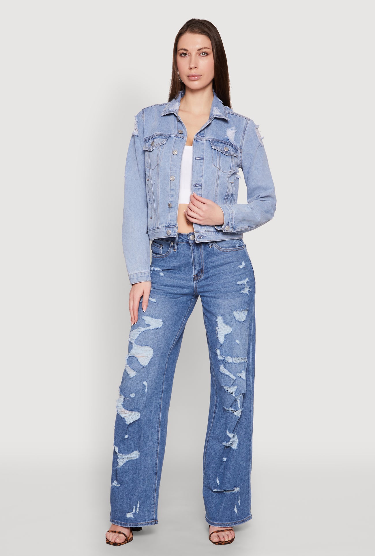 1075077130015402_001