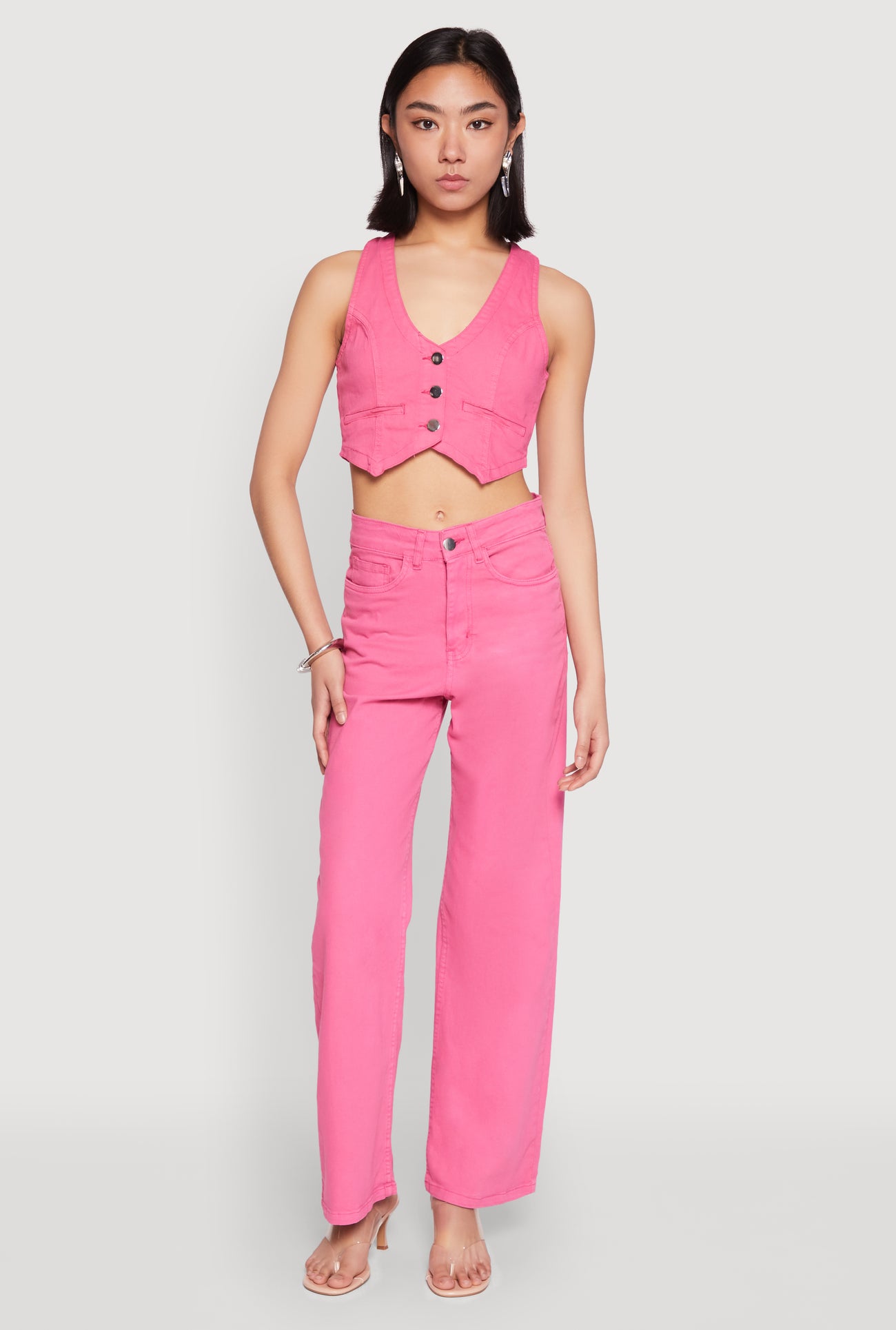 1079056579227066_002