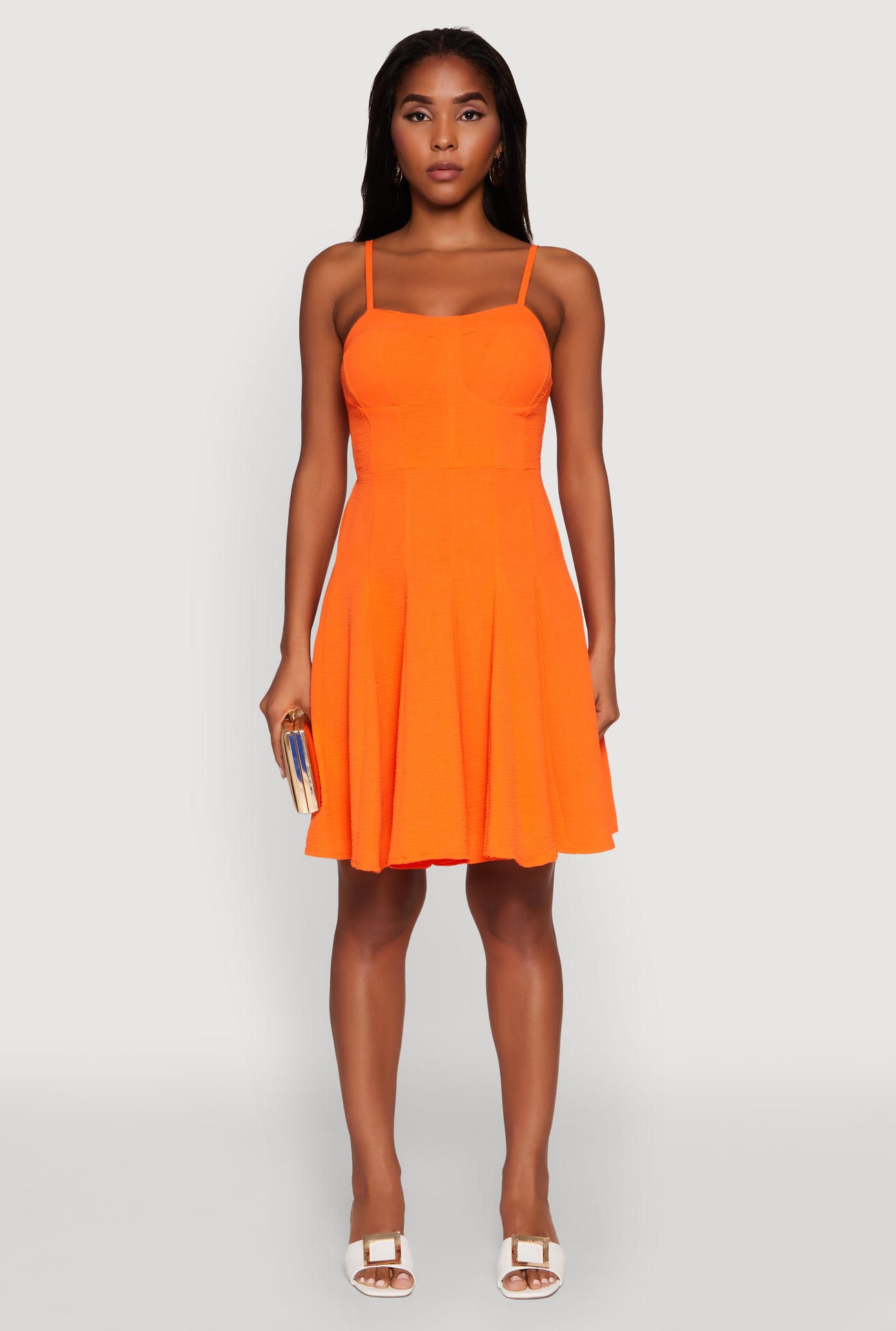 1090075176390080_001