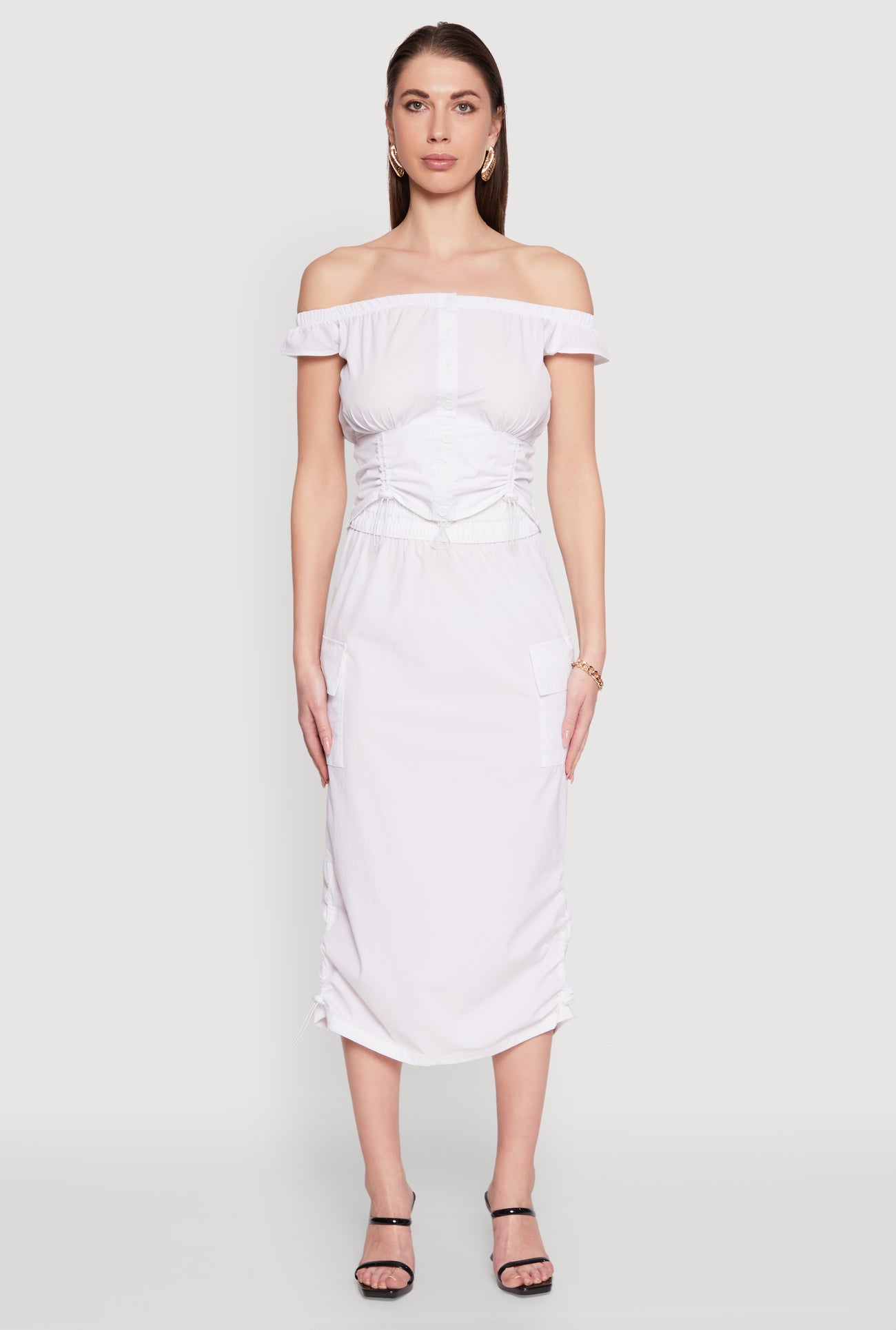 1099038346812010_003