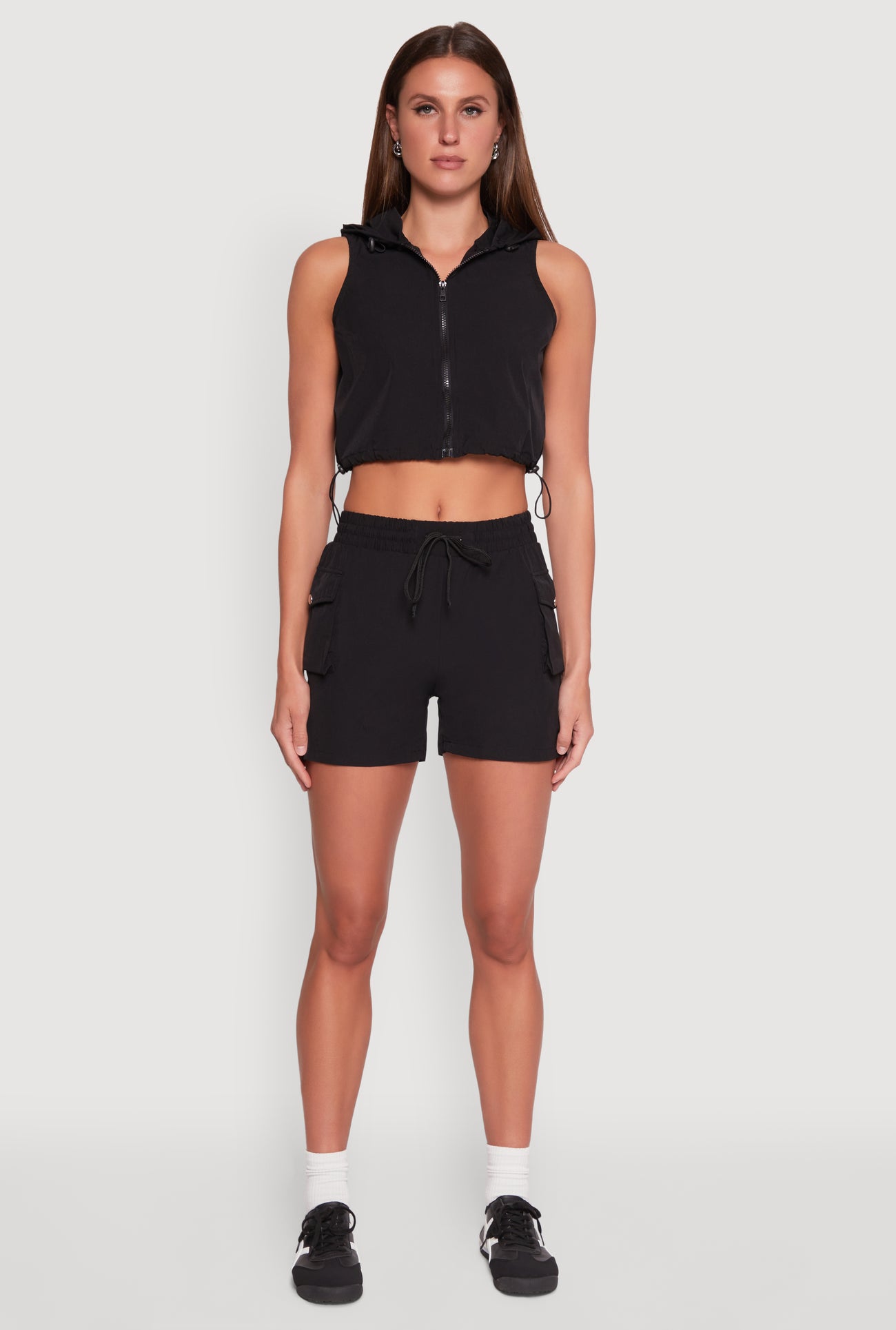 1099038346815001_003